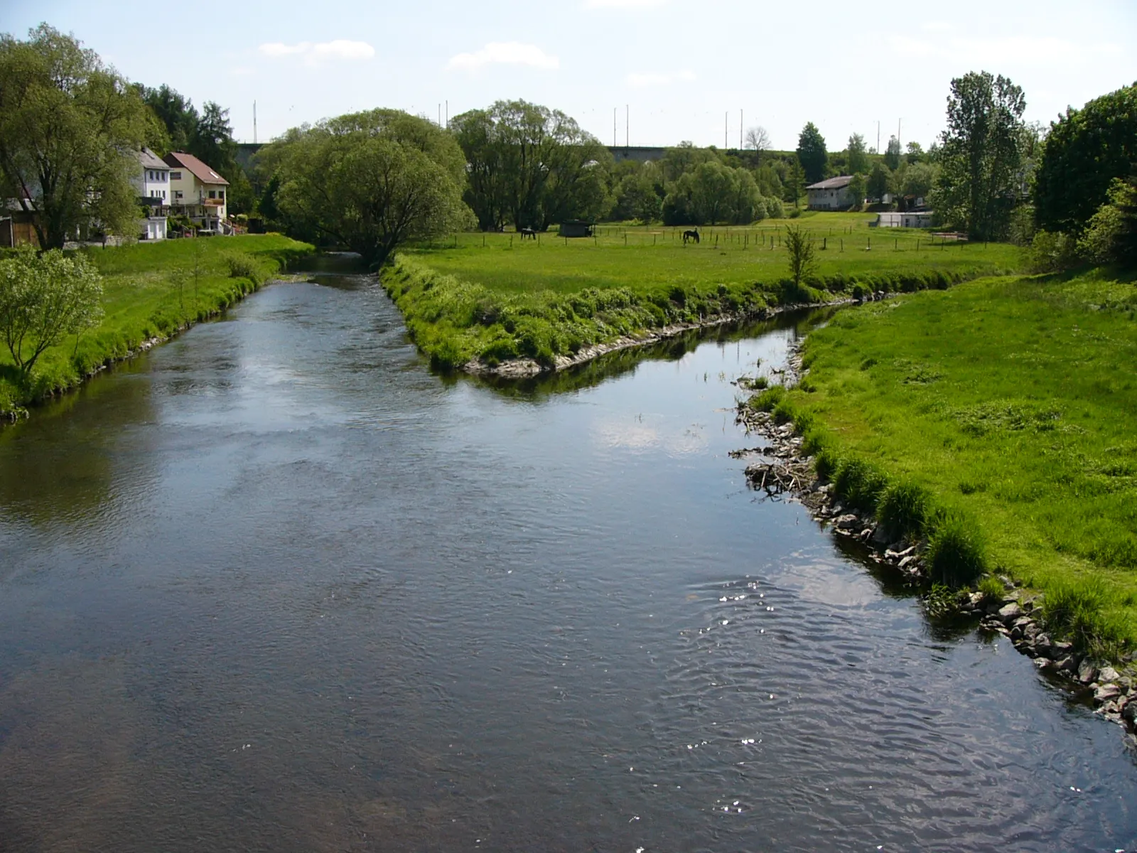 Photo showing: Flusslauf Unterkotzau
