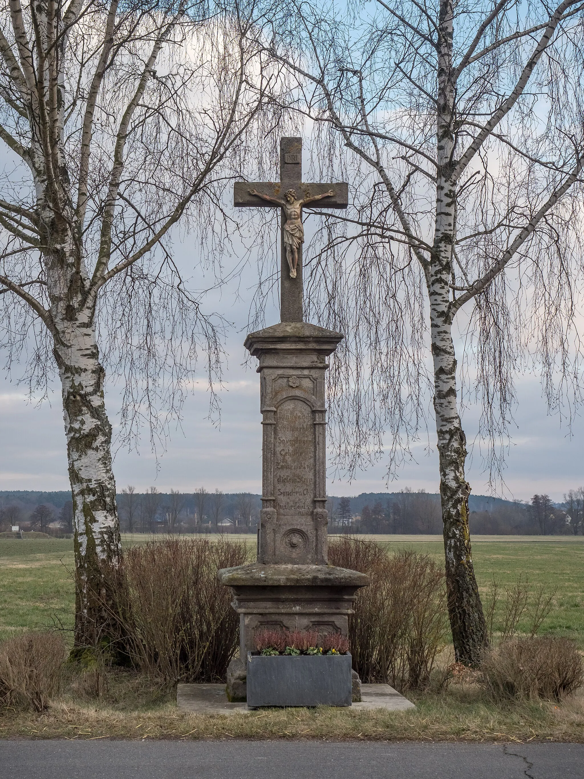 Photo showing: Crucifix between Lauf and Aisch in the Aischtal valley