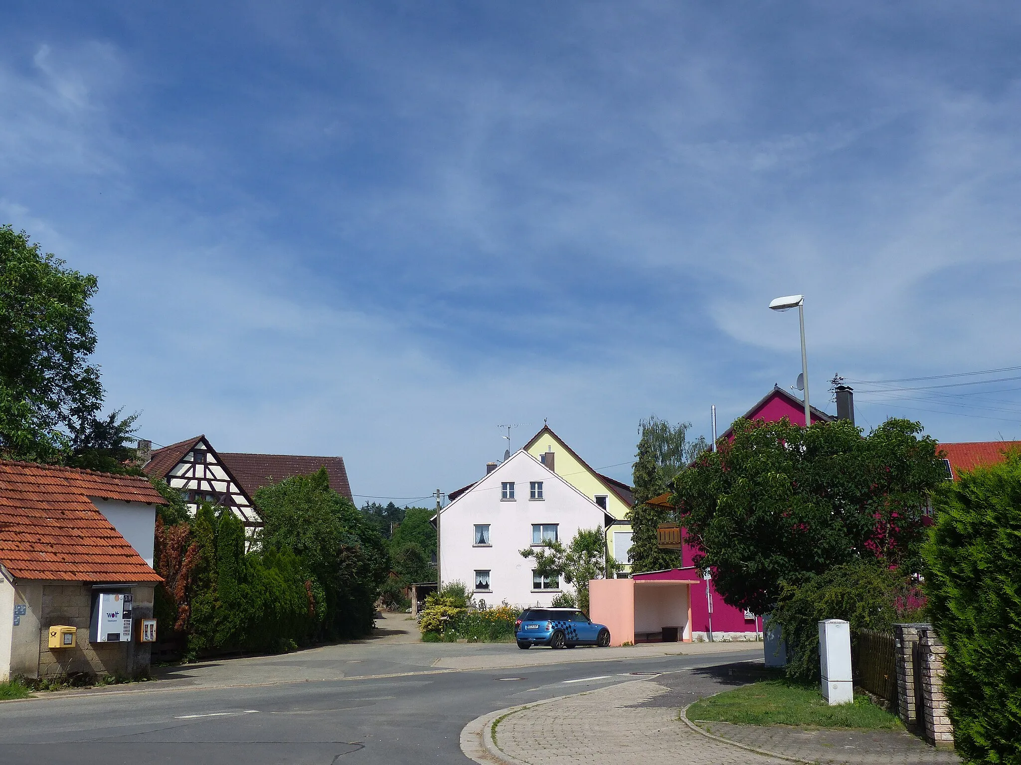 Photo showing: The village Unterlindelbach, a district of the municipality of Igensdorf