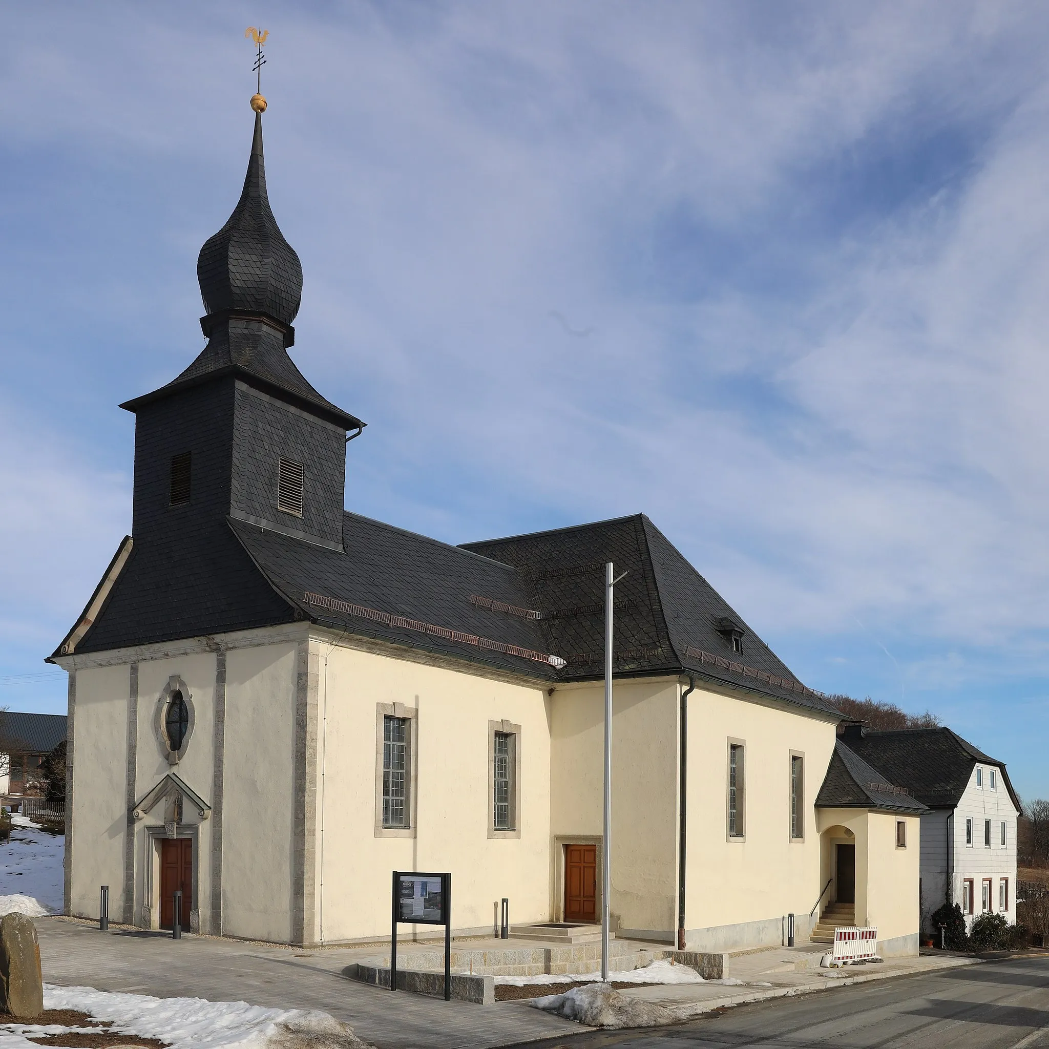 Photo showing: katholische Kirche Mariä-Himmelfahr in Neuengrün