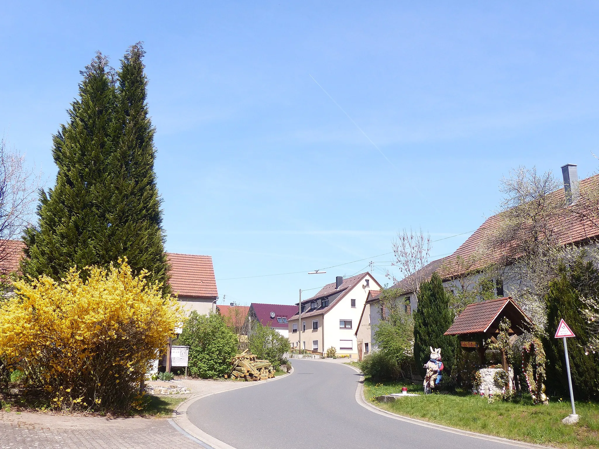 Photo showing: The village Almos, a district of the municipality of Hiltpoltstein