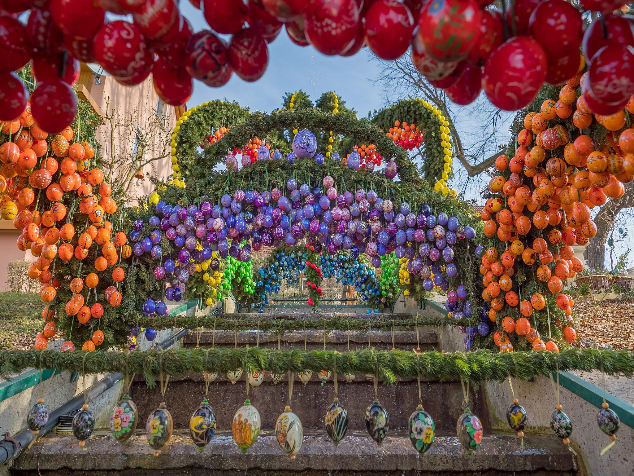 Photo showing: Easter fountain in the Lauf district of Zapfendorf