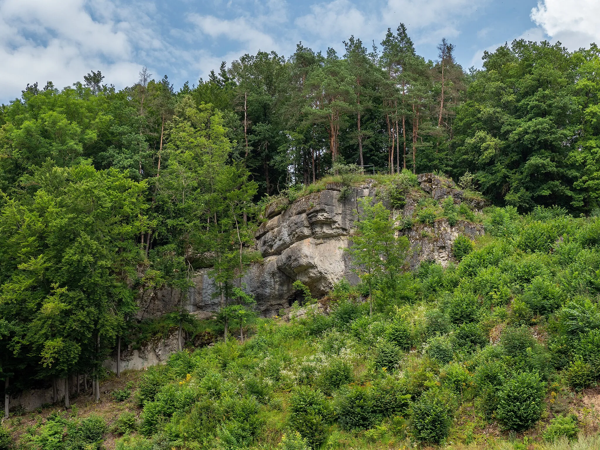 Photo showing: Rocks in Nankendorf.