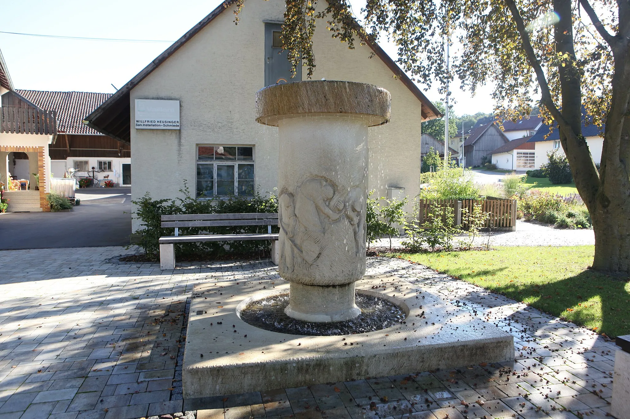 Photo showing: Kipfendorf-Brunnen