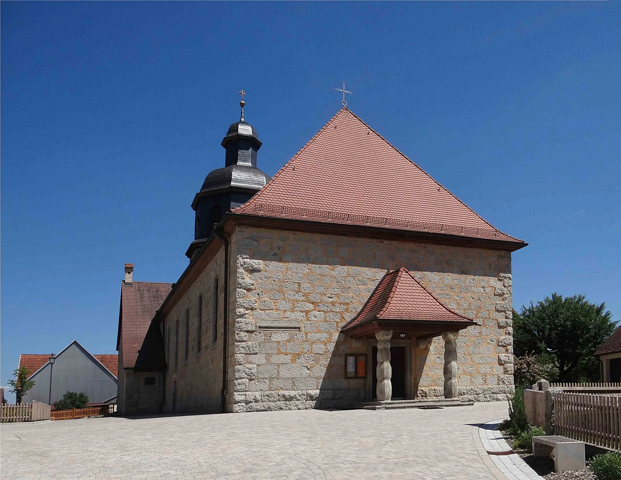 Photo showing: Eglise Saint Jean Baptiste,  Hochstahl, Arrondissement de Bayreuth, Allemagne.