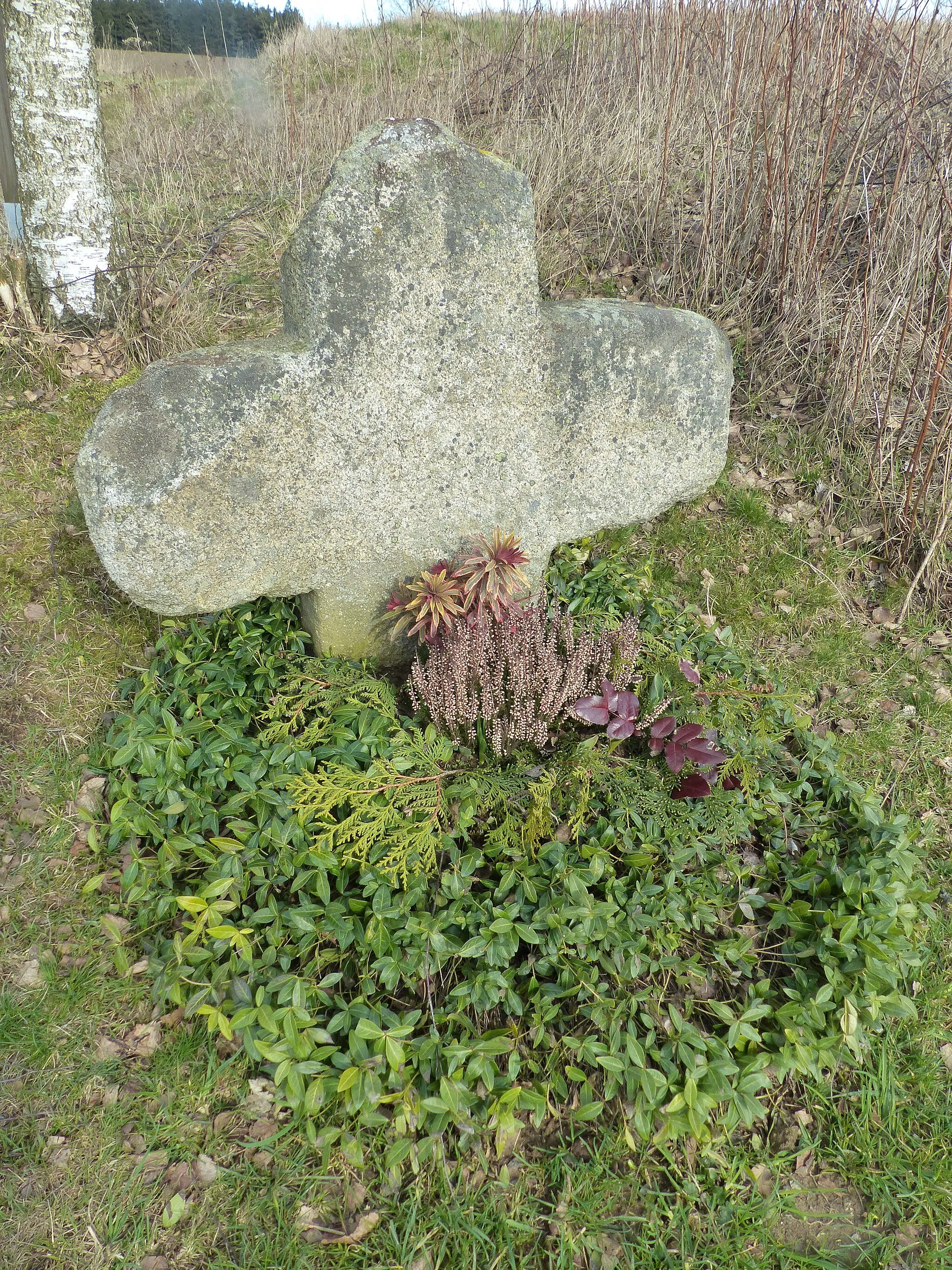 Photo showing: Steinkreuz Ortsende Reichenbach Richtung Lauterbach