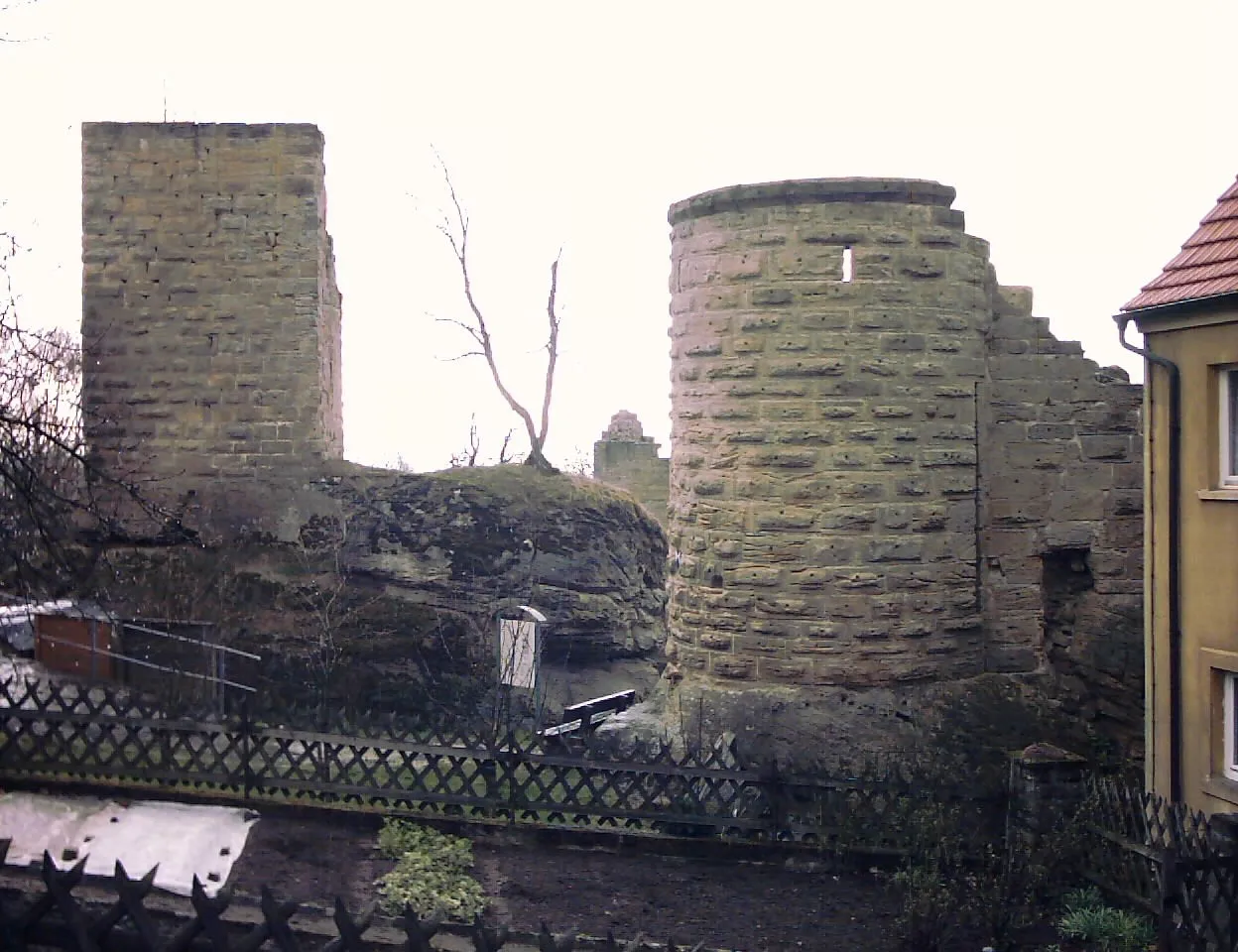 Photo showing: Eigene Aufnahme, 2003. Die Ruine der Nordburg