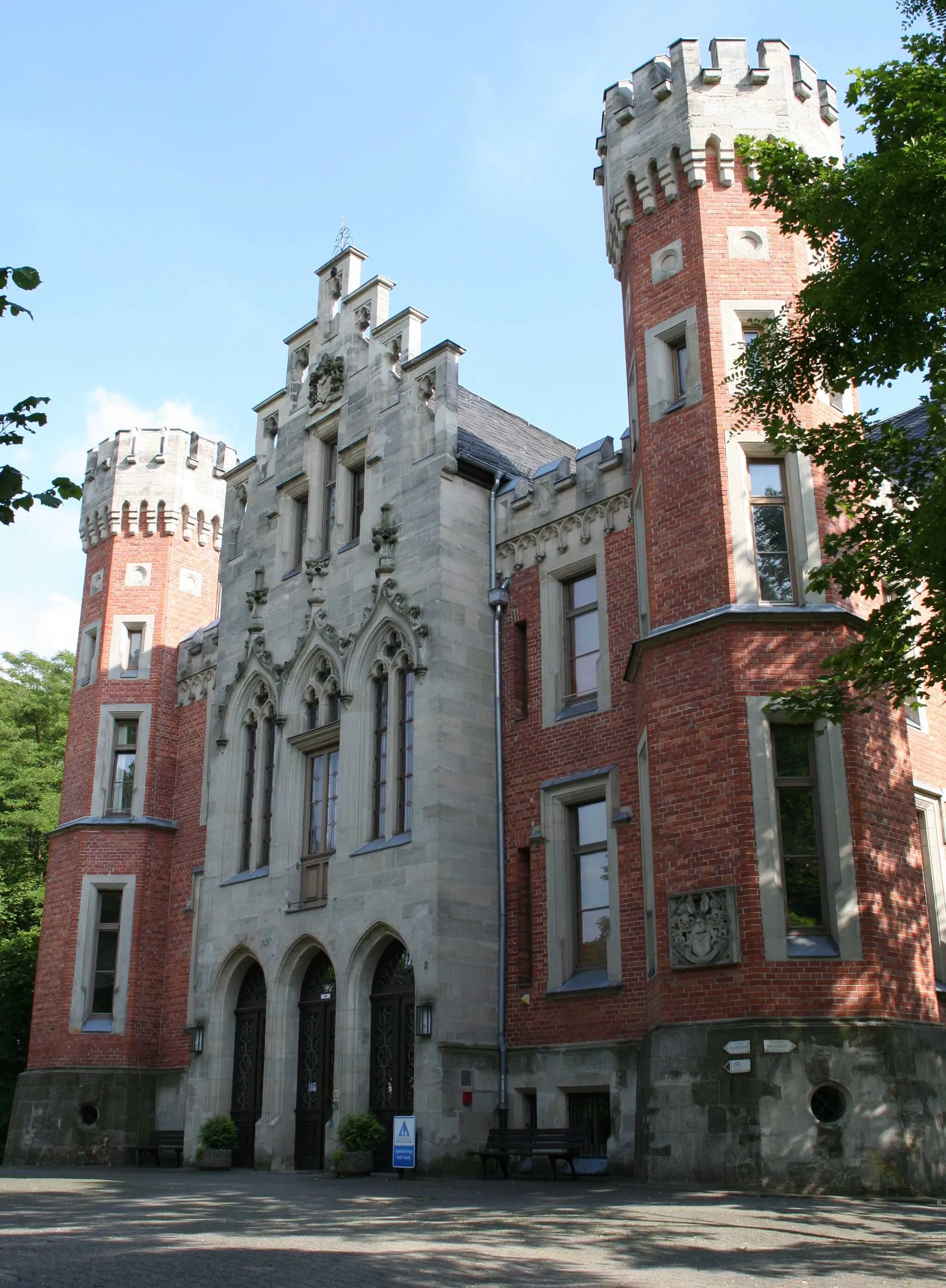 Photo showing: Schloss Ketschendorf in Coburg im Stadtteil Ketschendorf, heute Jugendherberge