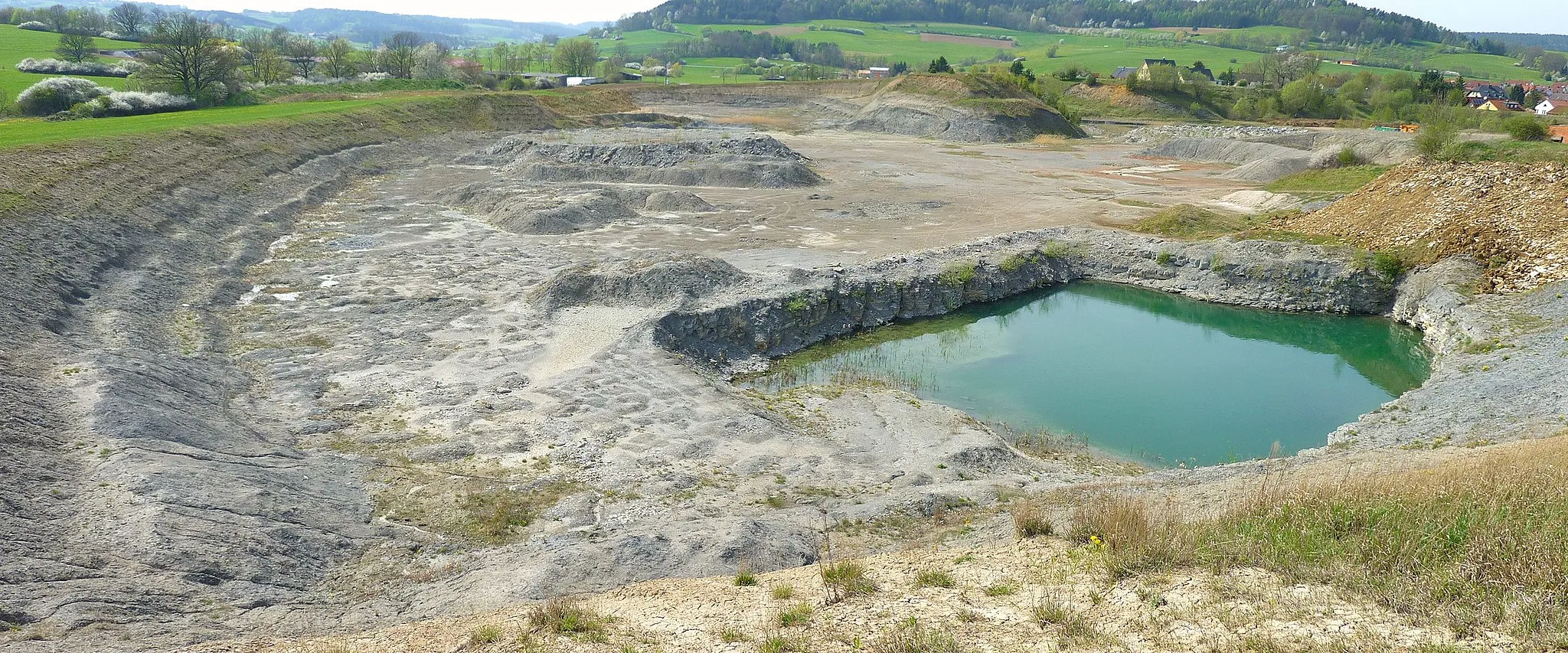 Photo showing: Mistelgau, Fossiliengrube (ehem. Tongrube), Geotop-Nr.94 (Bayern)