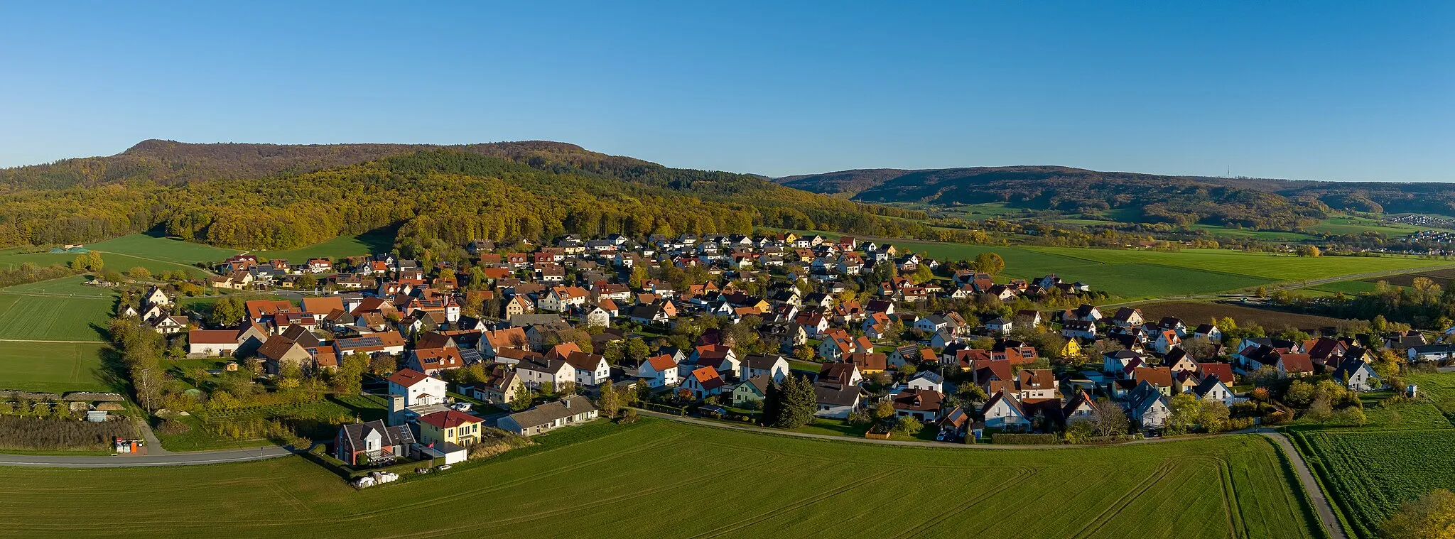 Photo showing: Aerial view of Schammelsdorf in Upper Franconia near Bamberg