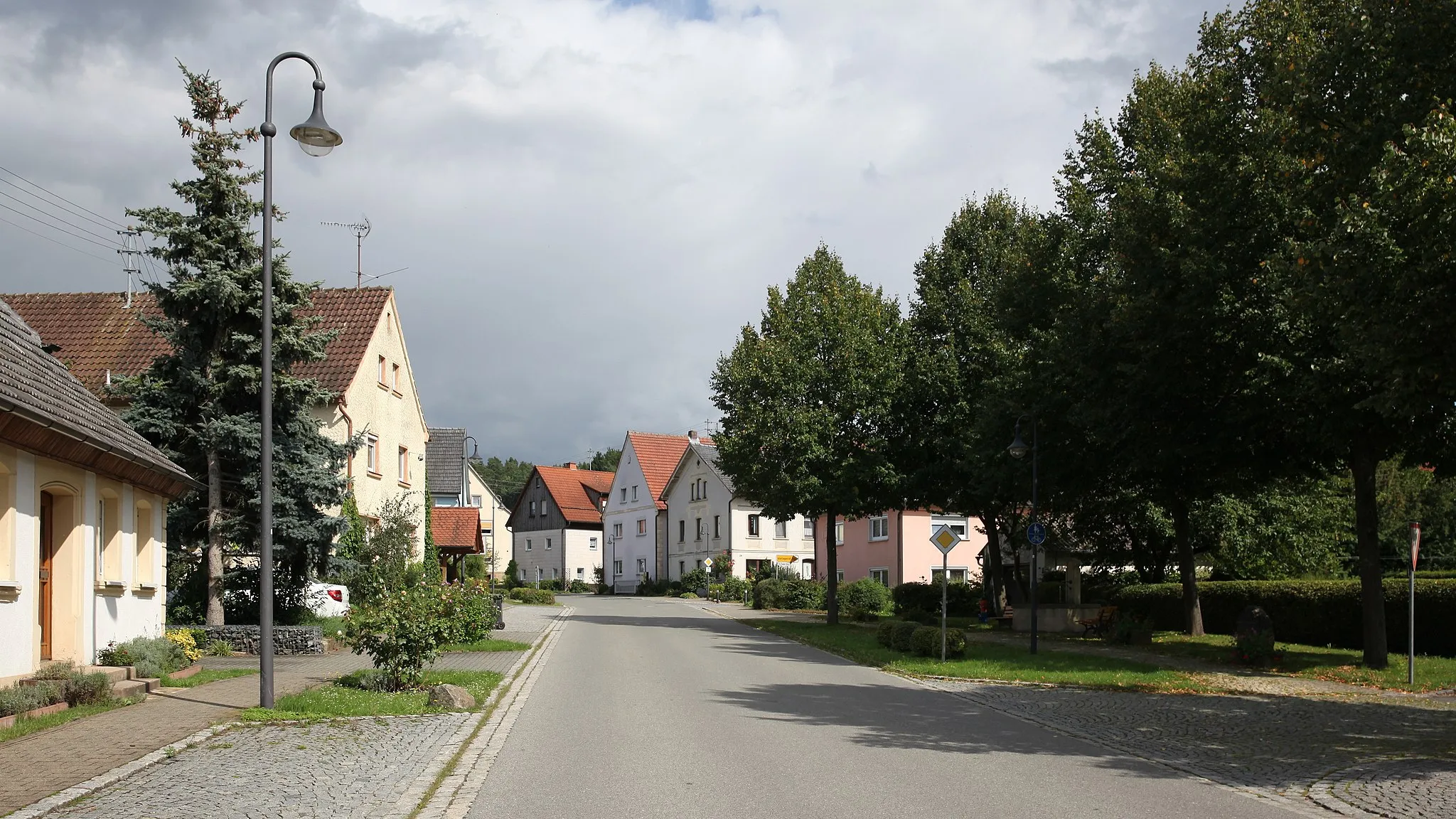 Photo showing: Redwitzer Straße in Trainau