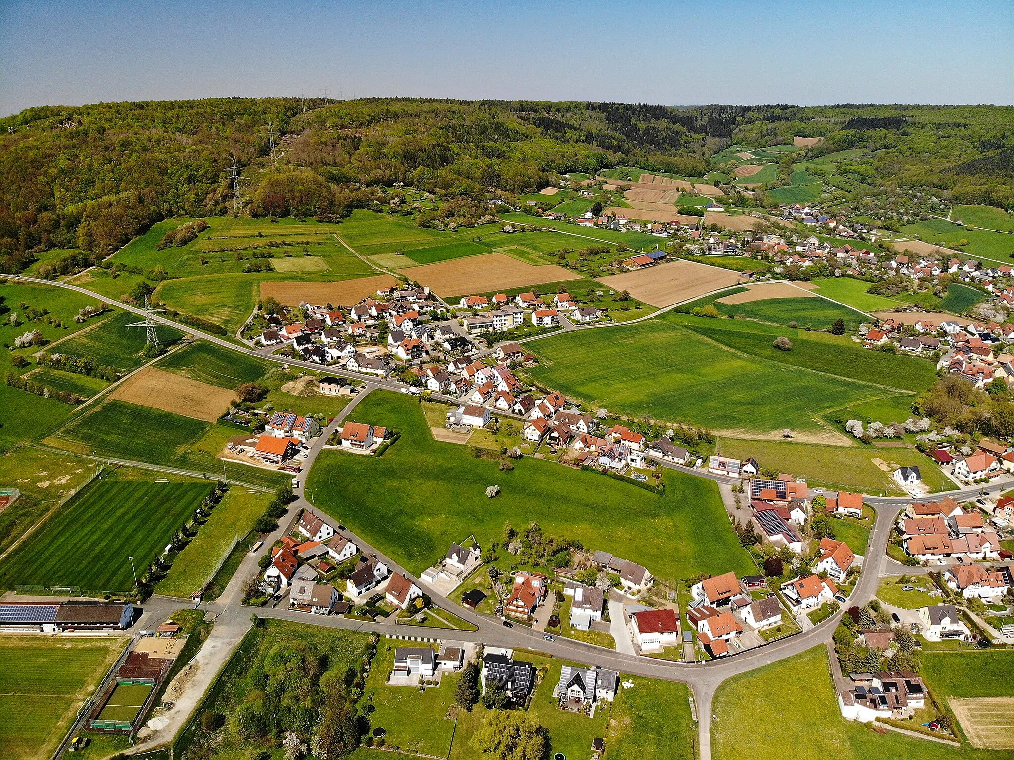 Photo showing: Ehrlersheim Luftaufnahme (2020)