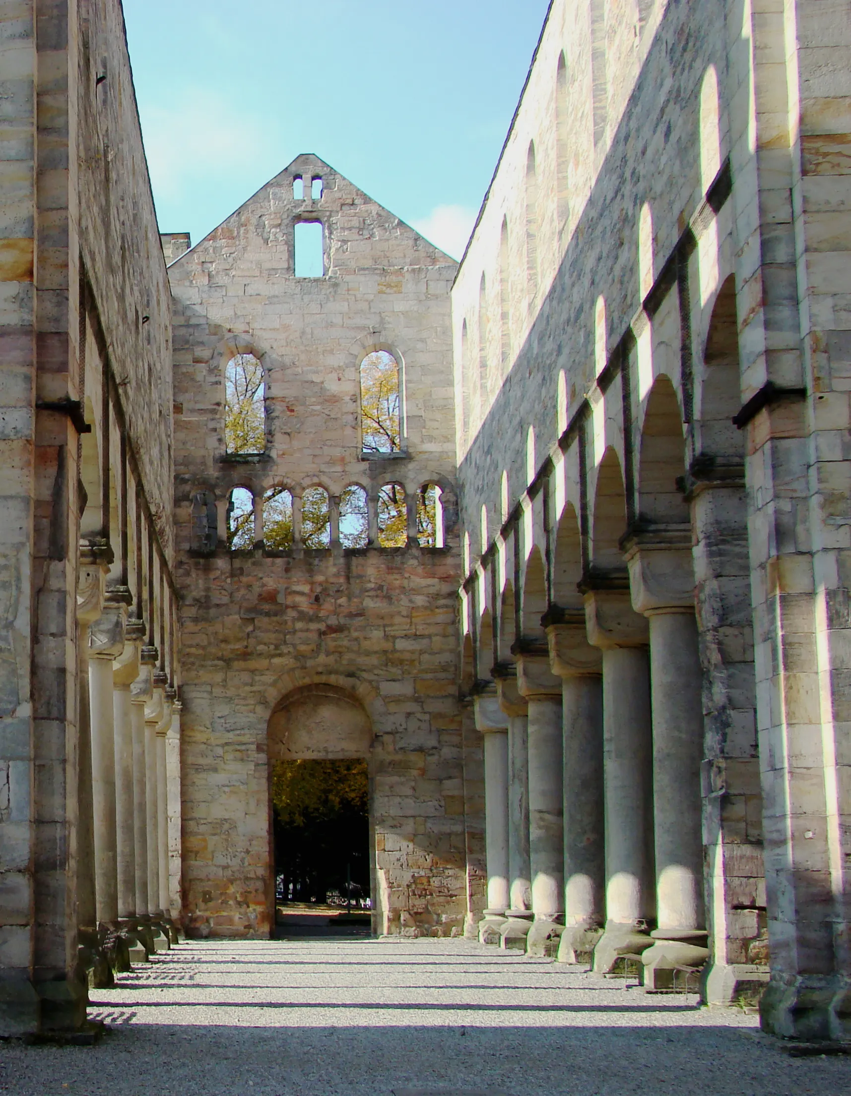 Photo showing: Paulinzella: Ruine der Klosterkirche