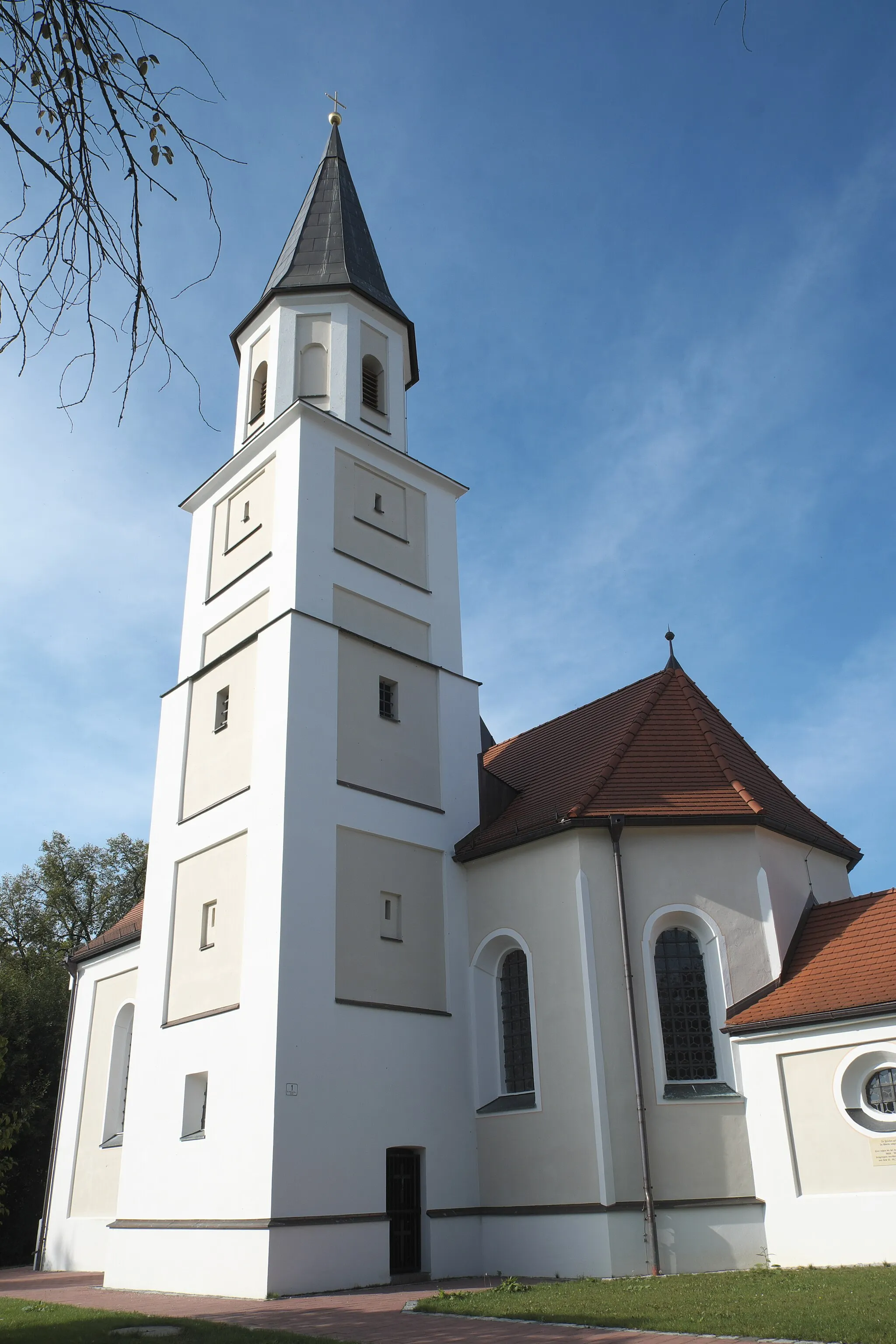 Photo showing: Filialkirche St. Margareta in Niederhatzkofen (Rottenburg an der Laaber) im niederbayerischen Landkreis Landshut (Bayern/Deutschland)