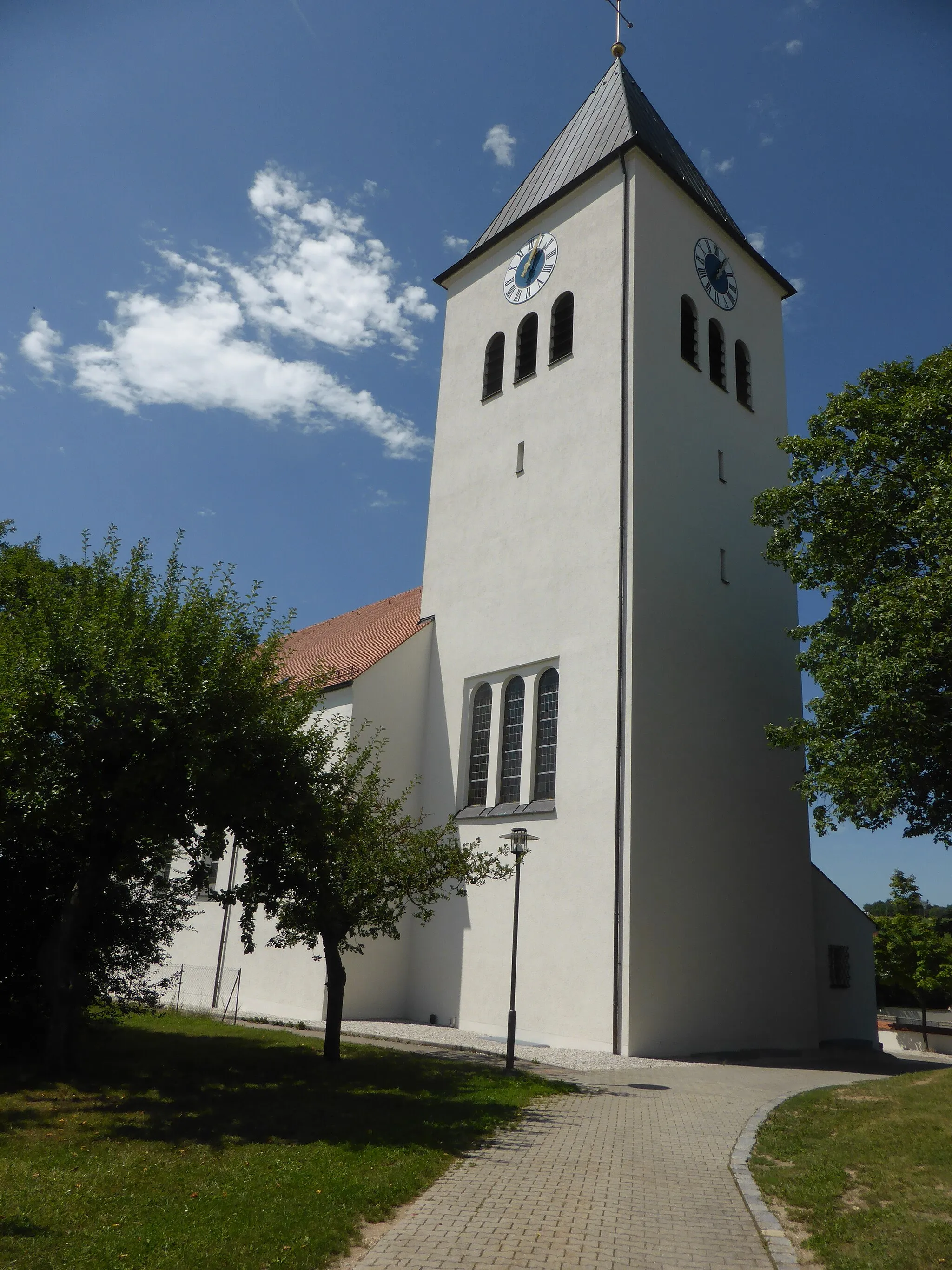 Photo showing: Pfarrkuratiekirche St. Michael (Eitlbrunn)