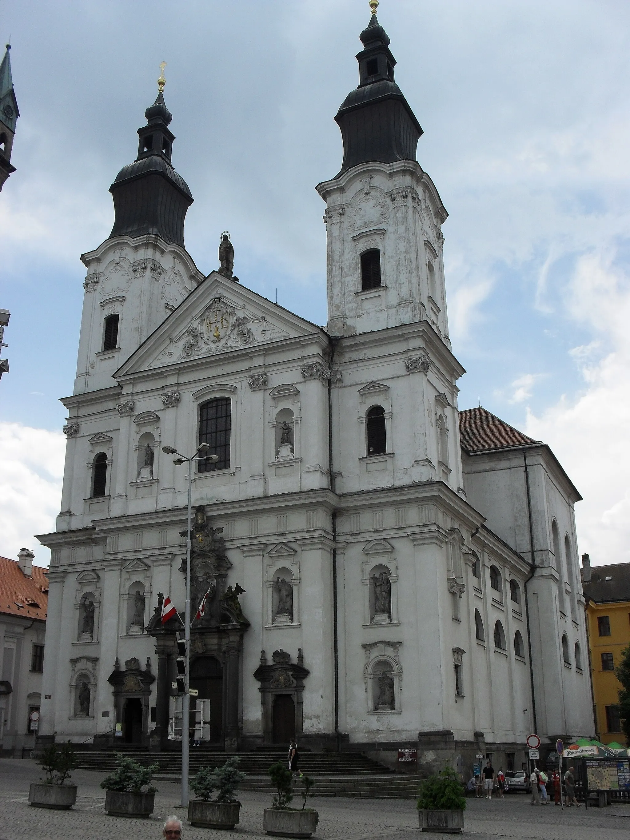 Photo showing: Barokní kostel na náměstí