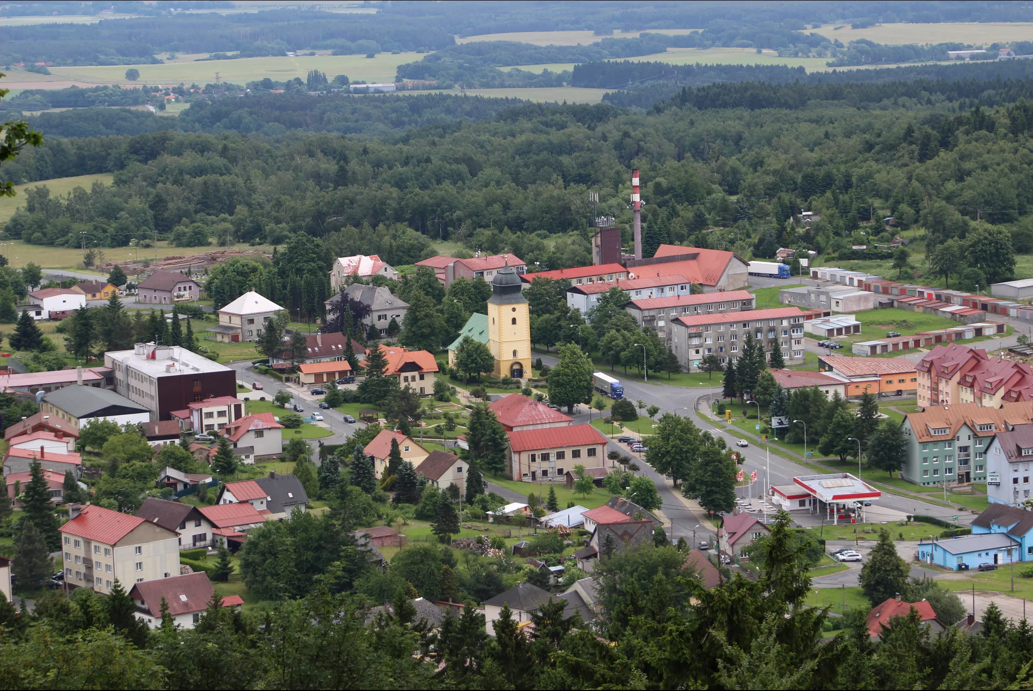 Photo showing: obec Přimda, okres Tachov, Plzeňský kraj, pohled od zříceniny hradu Přimda