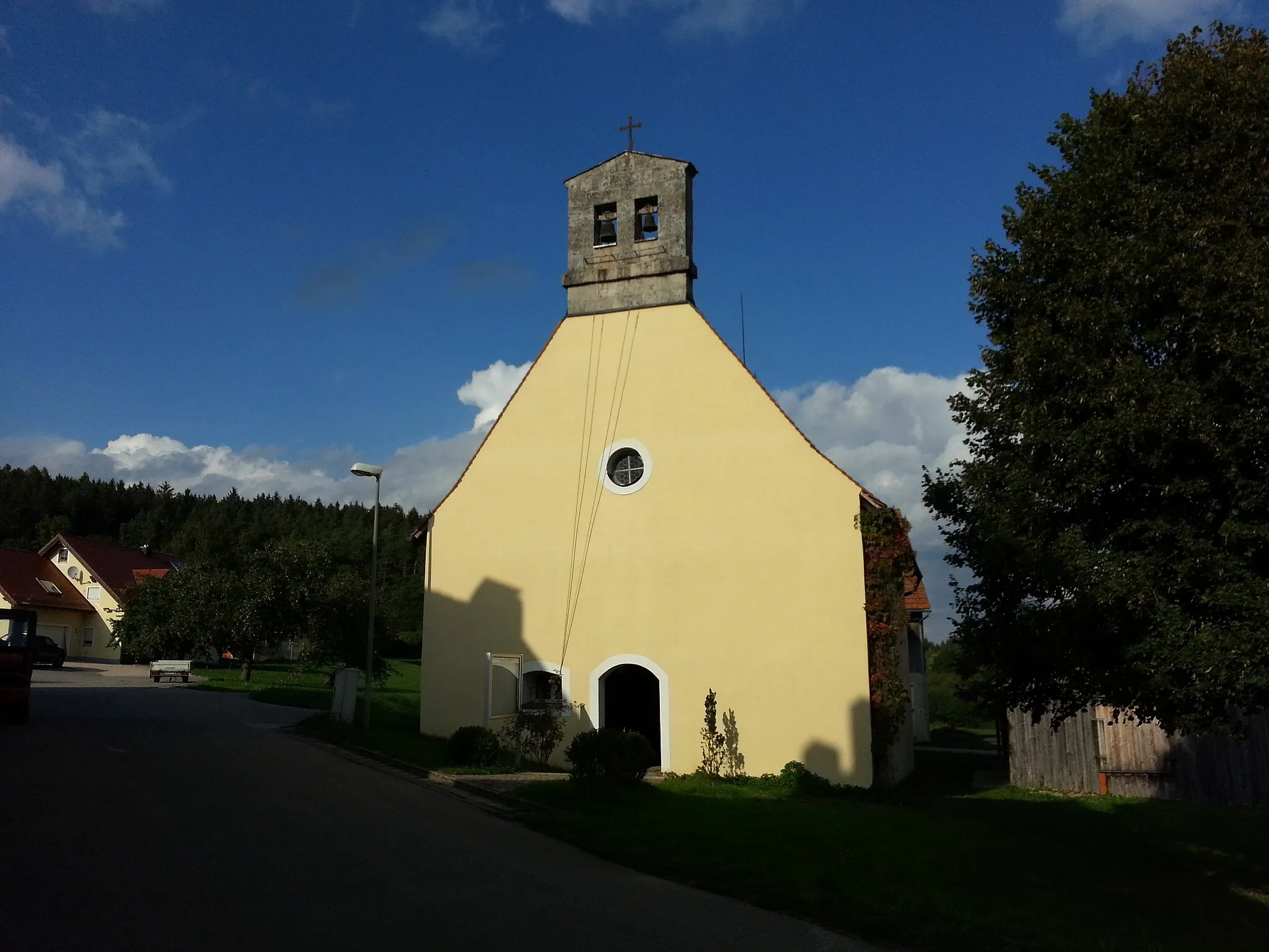 Photo showing: This is a photograph of an architectural monument. It is on the list of cultural monuments of Bayern, no. D-3-71-132-71.