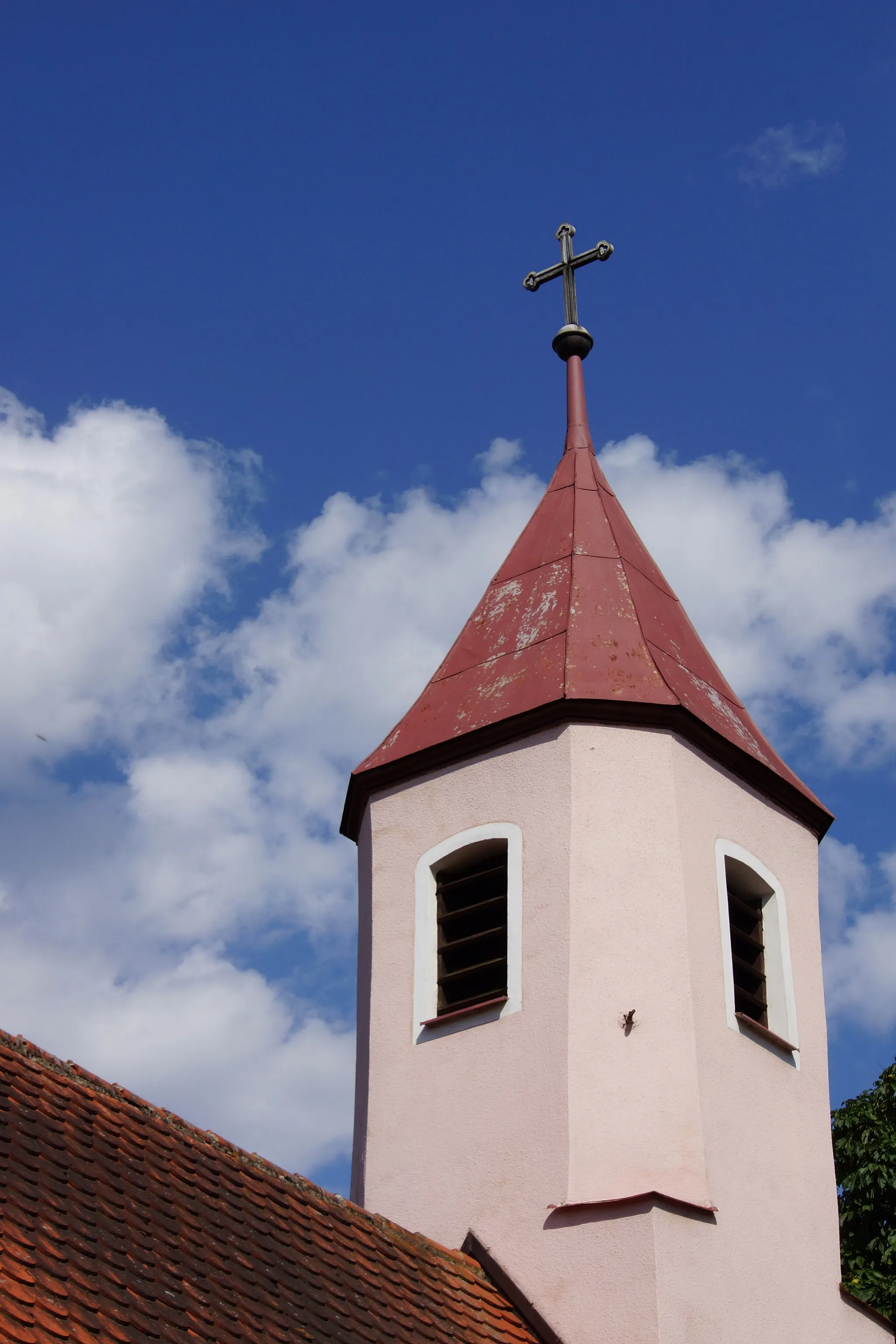 Photo showing: Die katholische Maria-Hilf-Kapelle in Winterzhofen bei Berching: