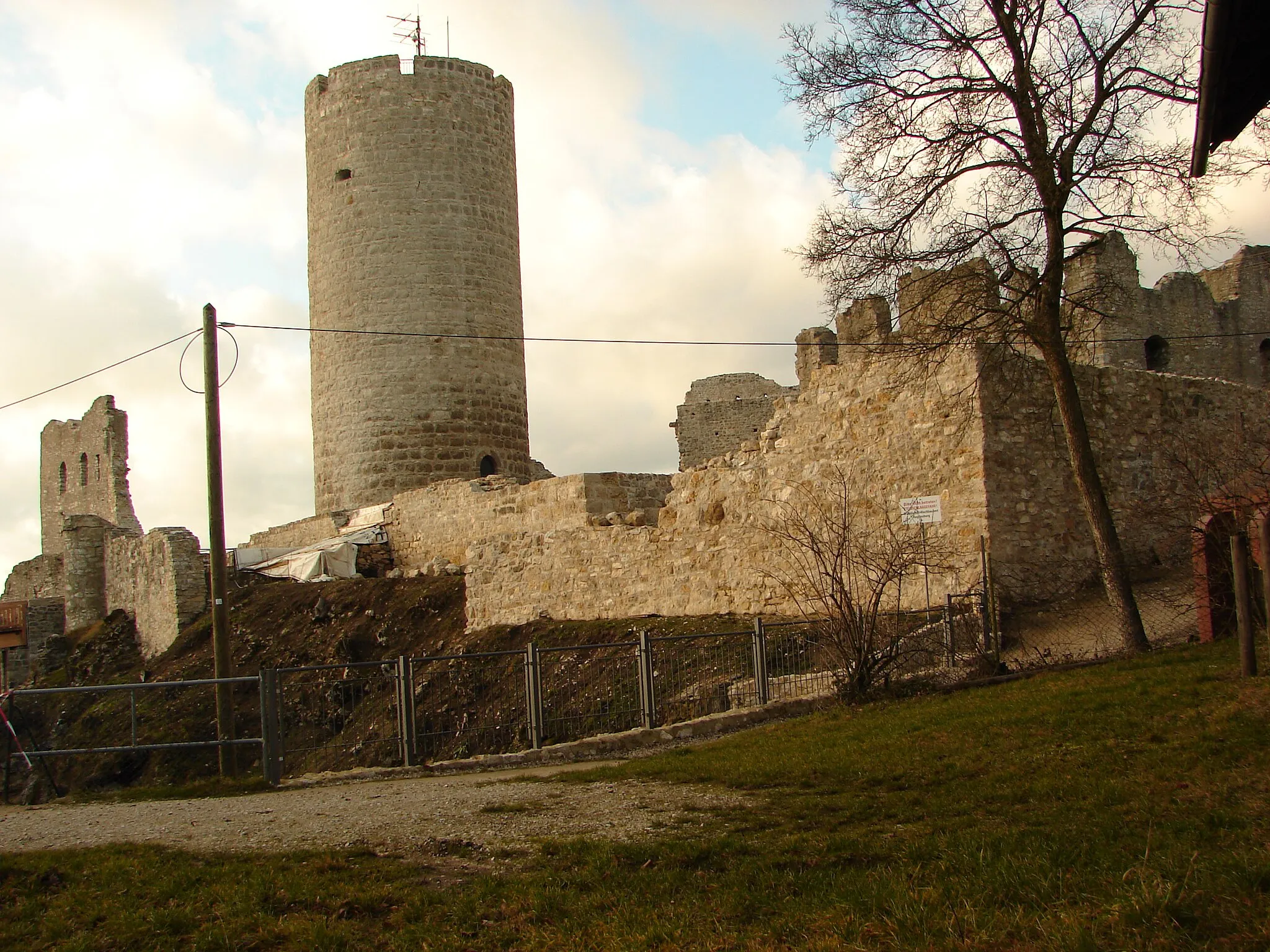 Photo showing: Ruine der Burg Wolfstein