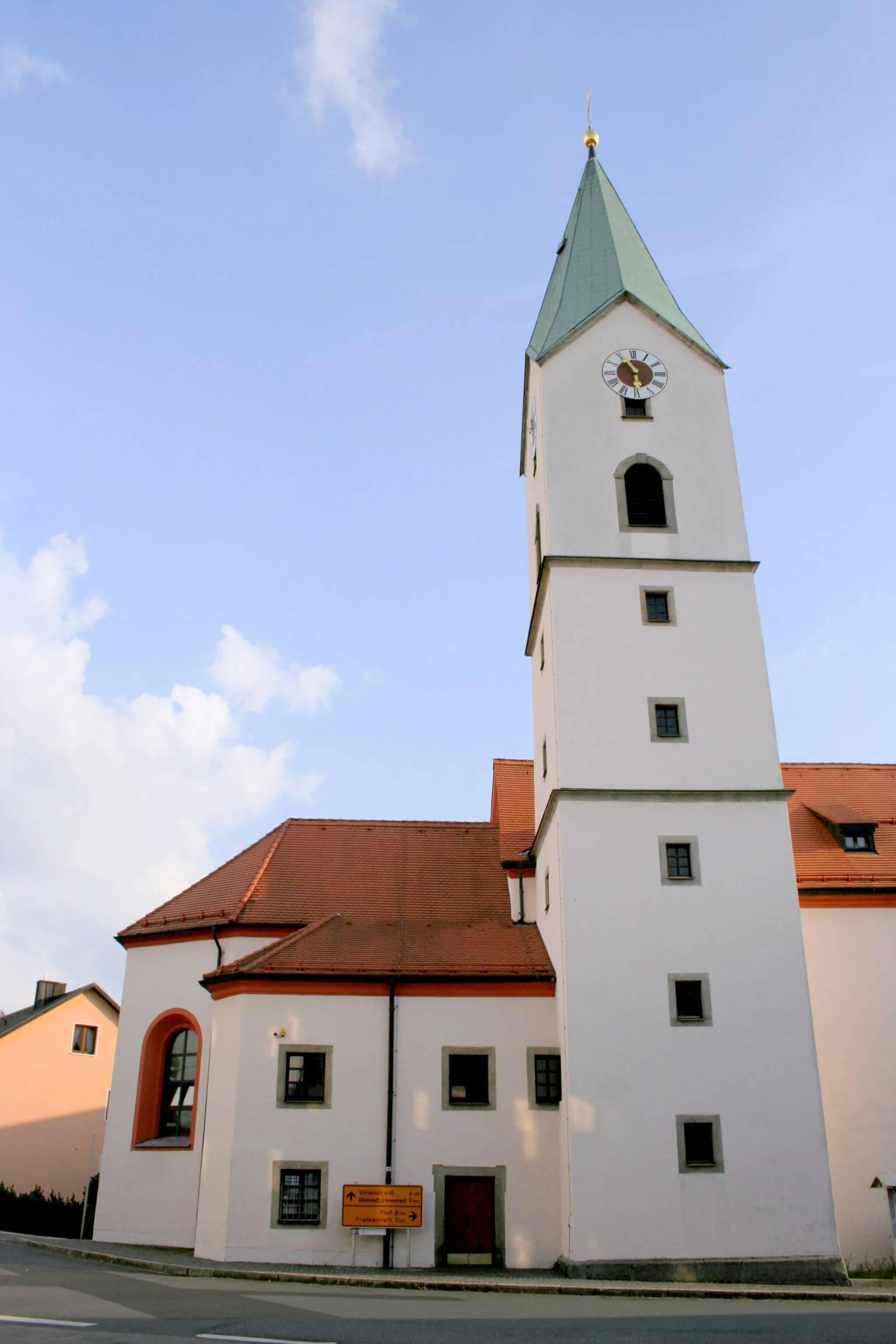 Photo showing: Heritage Building; Germany; Bavaria; Upper Palatinate; administrative district Neustadt a.d. Waldnaab, Waldthurn; catholic church St. Sebatian (D-3-74-165-1)