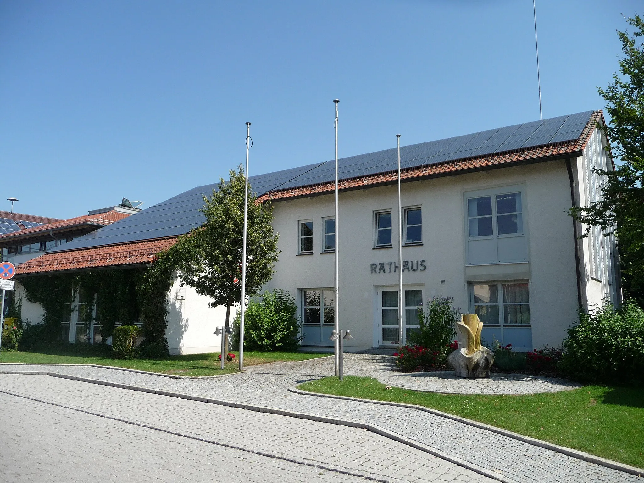 Photo showing: Das Rathaus der Gemeinde Leiblfing