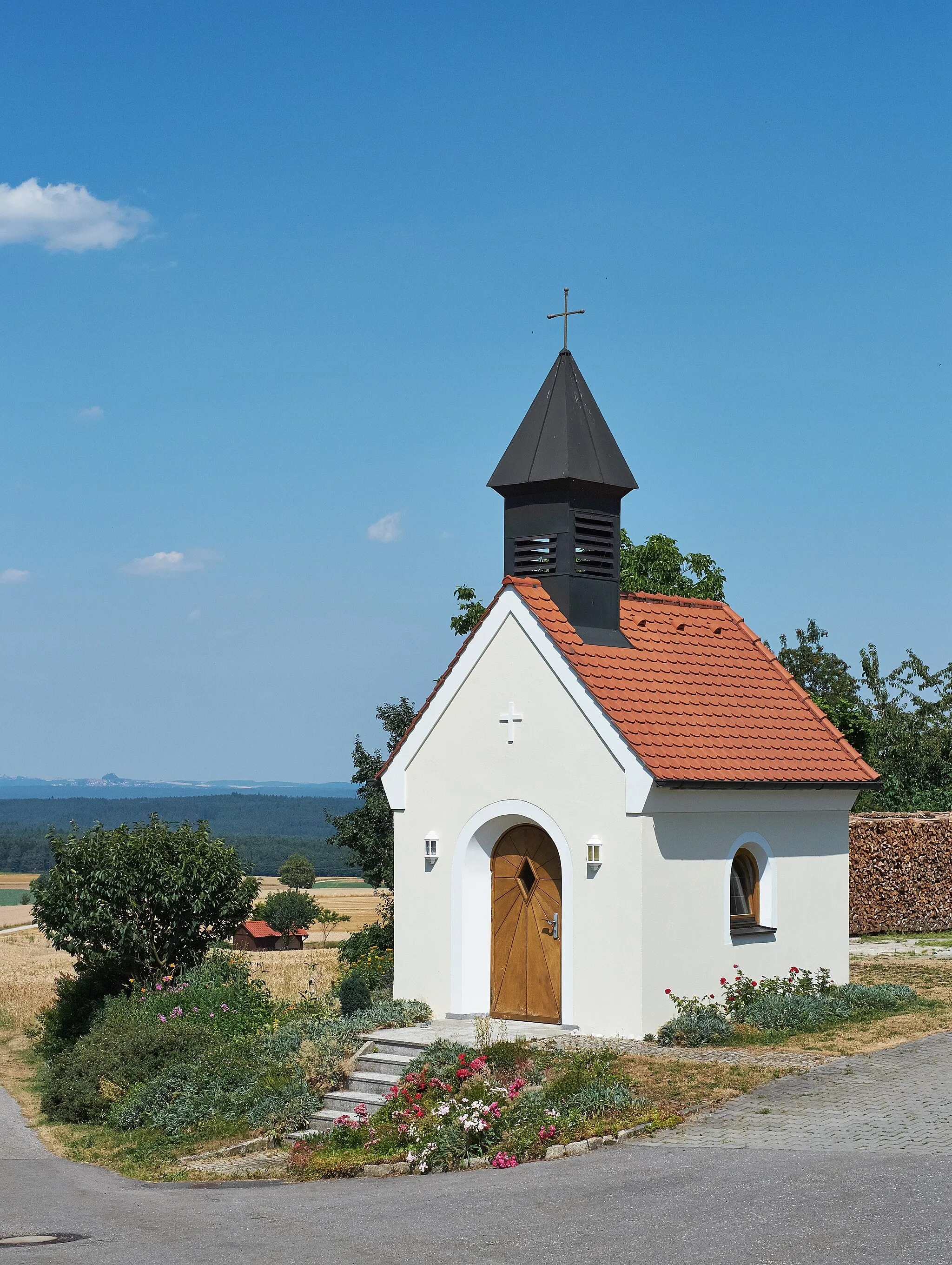 Photo showing: Chapel Rödlas, Hirschau-Rödlas, county Amberg-Sulzbach, Bavaria, Germany