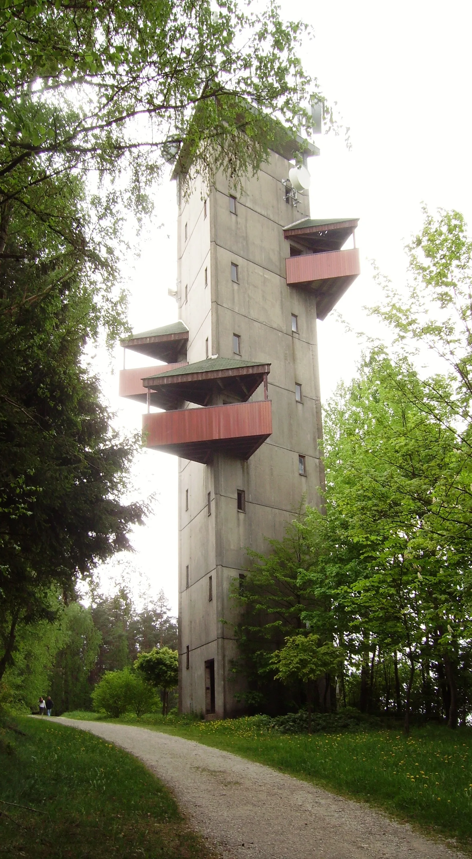 Photo showing: Aussichtsturm Rödlas vor der Sanierung 2014/15