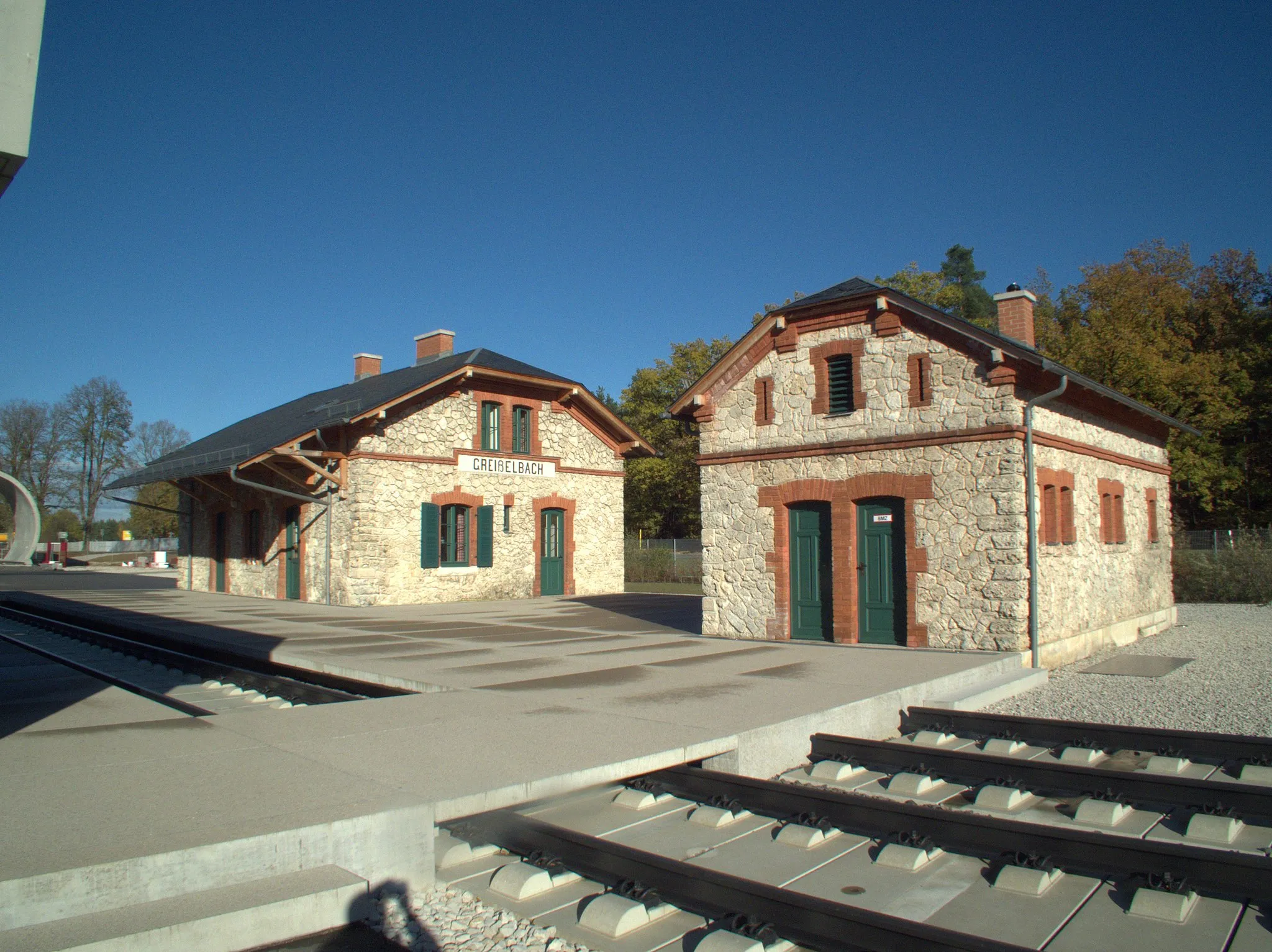 Photo showing: Der ehemalige Bahnhof der Oberpfälzer Sulztalbahn in Greißelbach, Gemeinde Sengenthal.