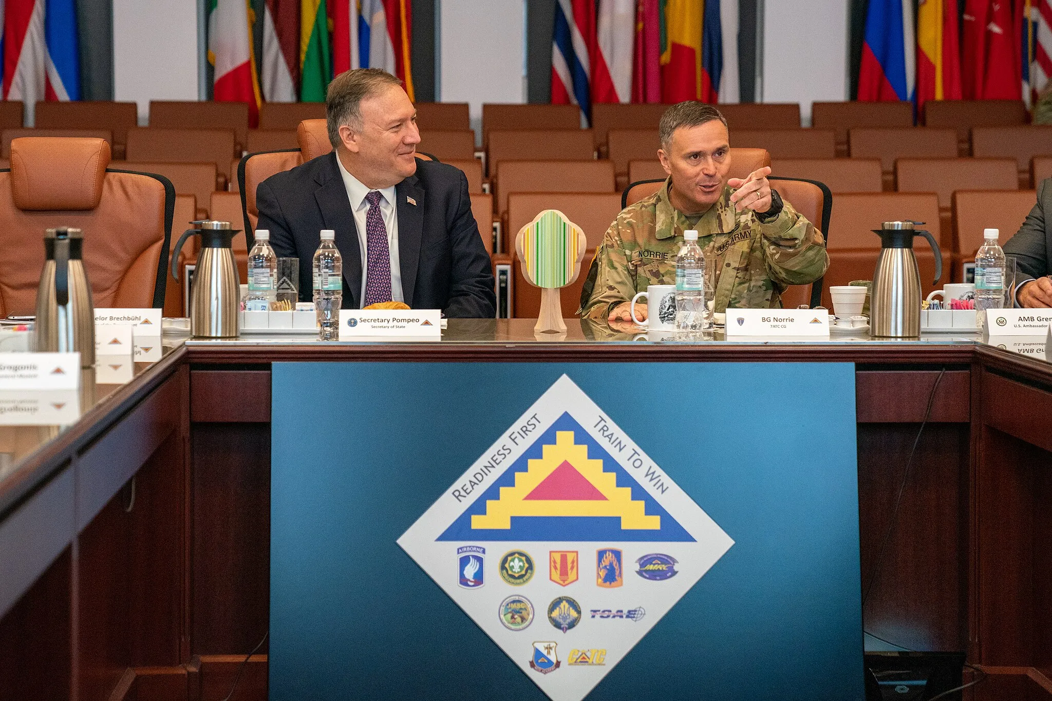 Photo showing: Secretary of State Michael R. Pompeo meets with Army Leadership in Grafenwoehr, Germany, on November 7, 2019. [State Department photo by Ron Przysucha/ Public Domain]