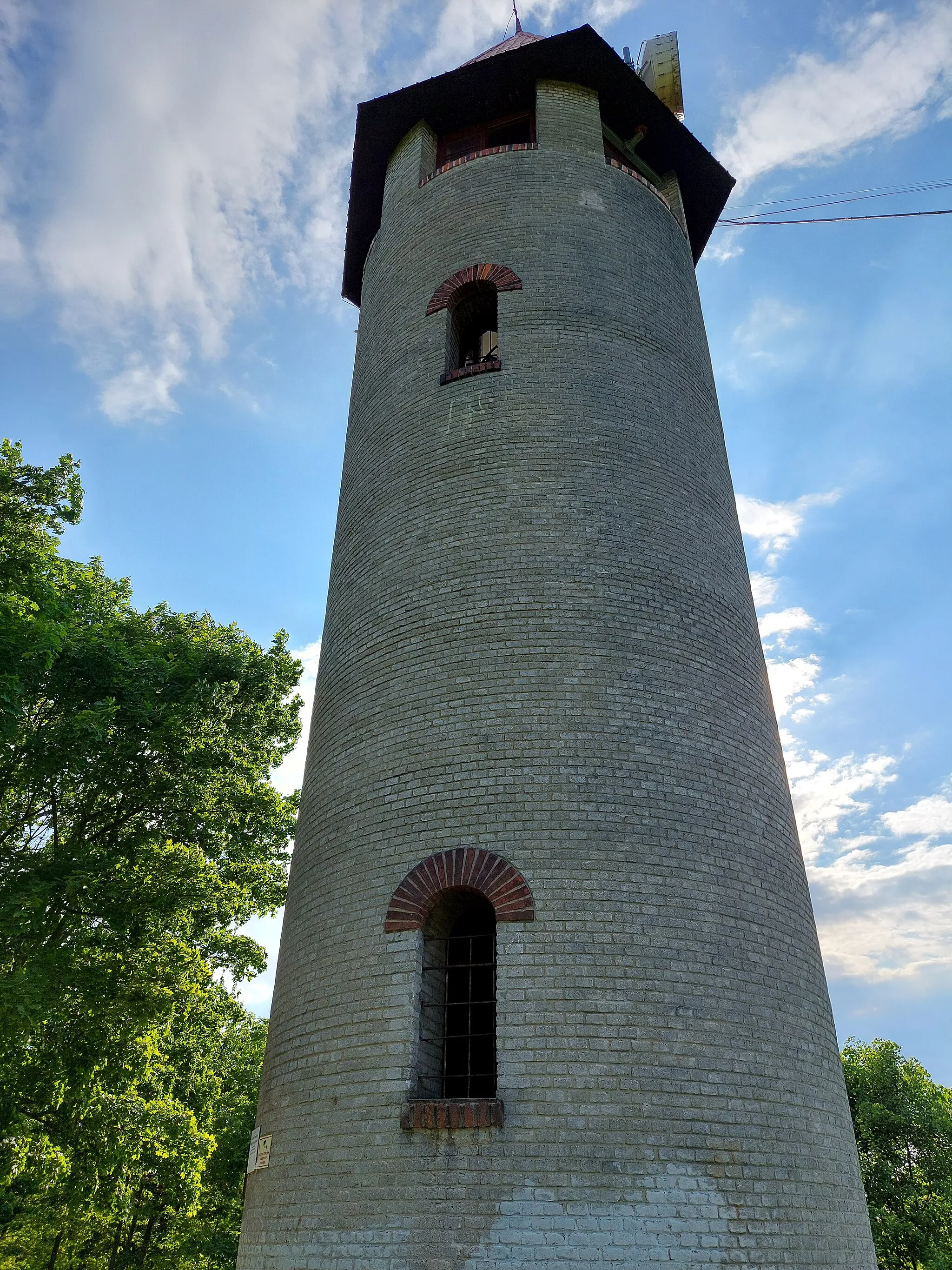 Photo showing: Rozhledna Bohušův vrch nad Planou po rekonstrukci