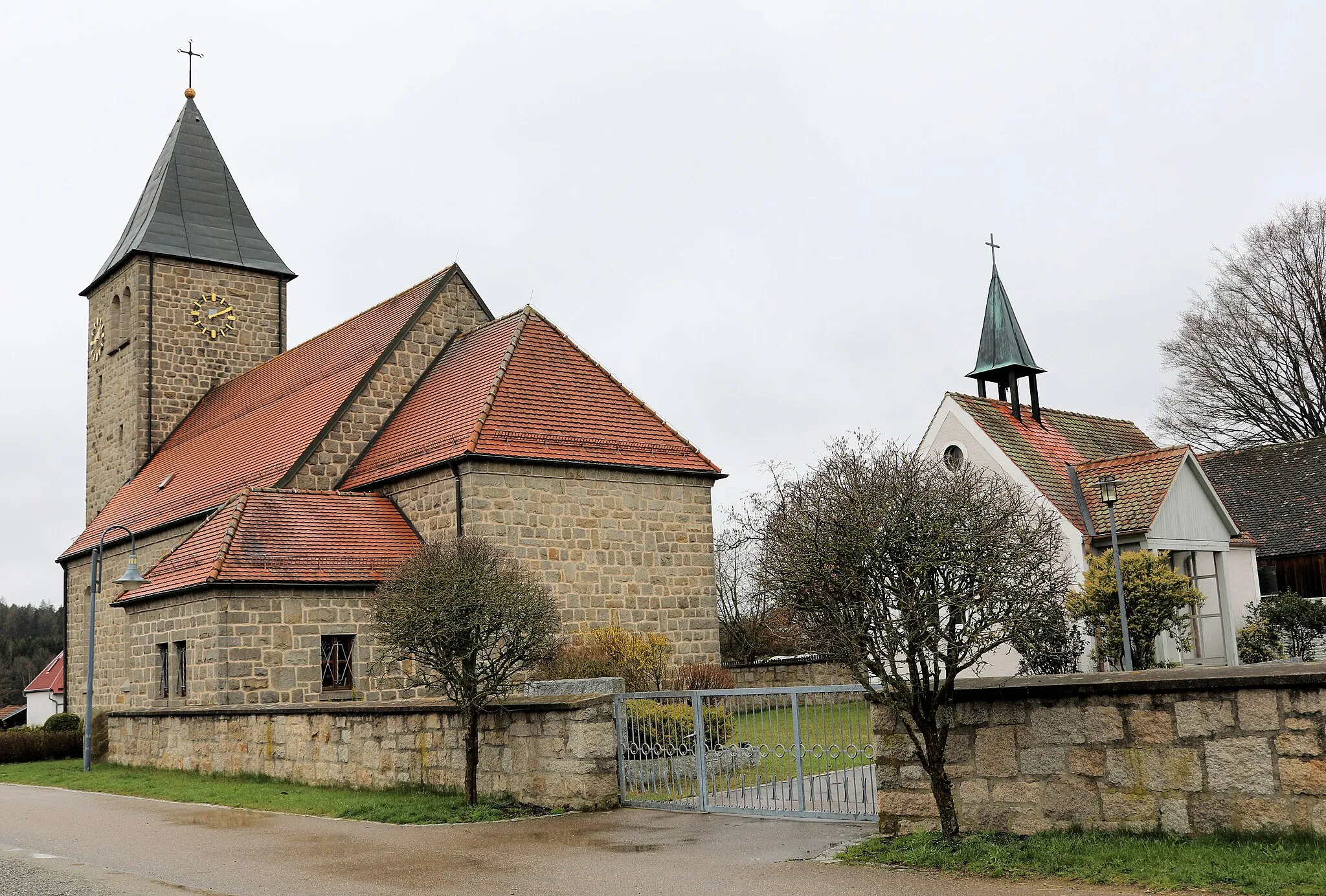 Photo showing: Kirche St. Mariä Himmelfahrt in Kleinschwand, Markt Tännesberg, Landkreis Neustadt an der Waldnaab, Oberpfalz, Bayern