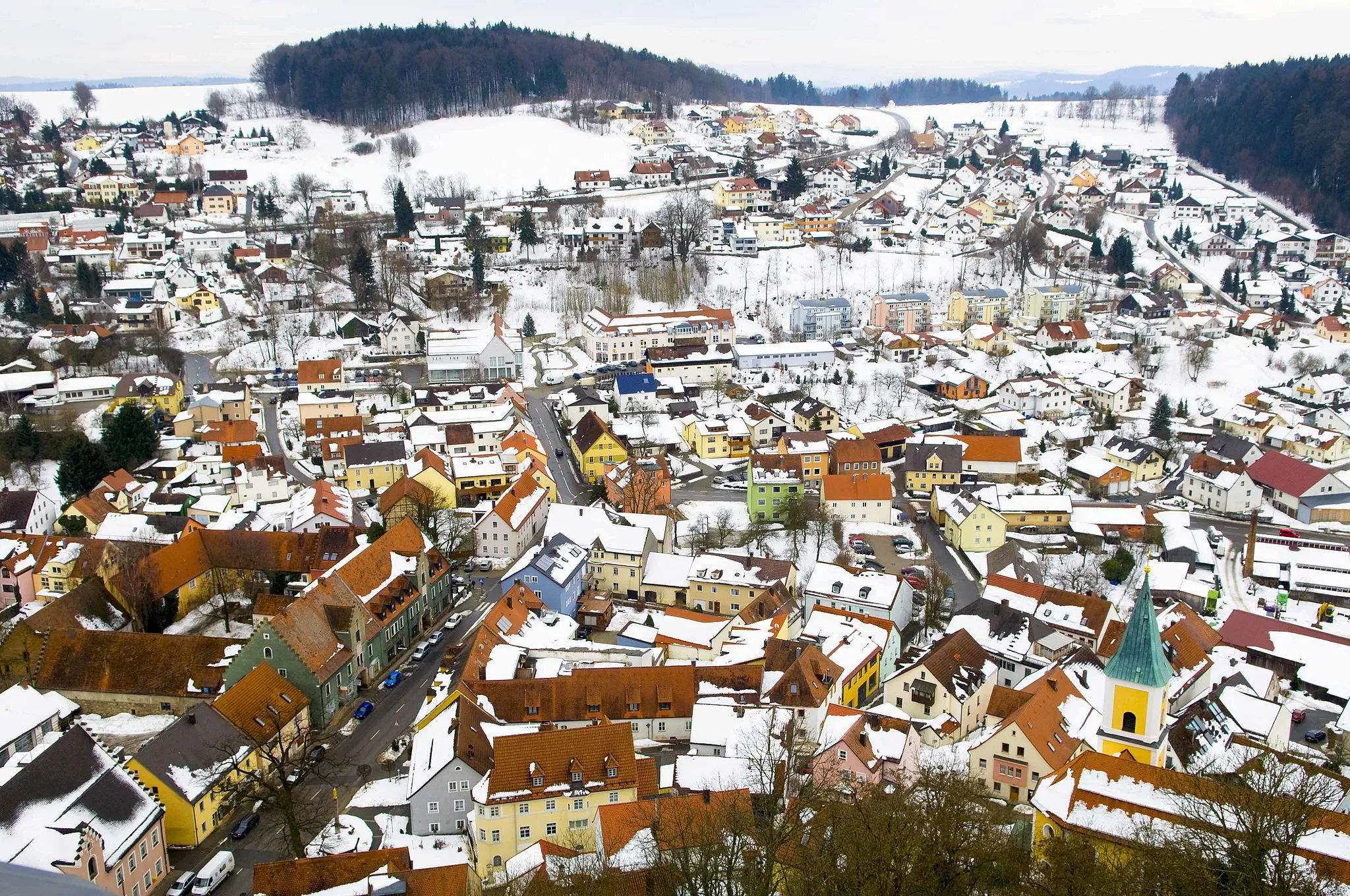 Photo showing: Block vom Turm der Burg Falkenstein/Oberpfalz auf die Gemeinde Falkenstein