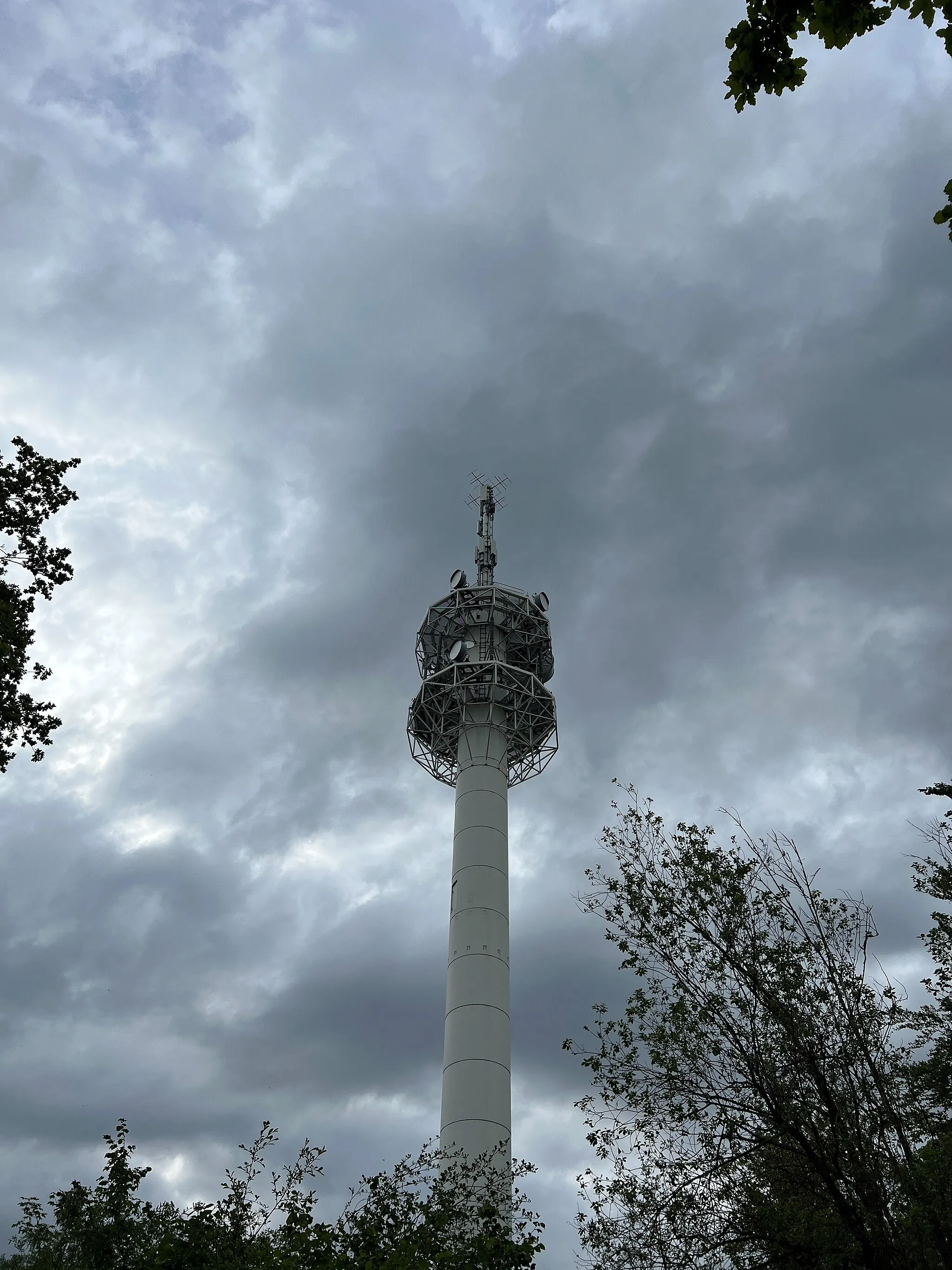 Photo showing: Fernmeldeturm Burglengenfeld 1