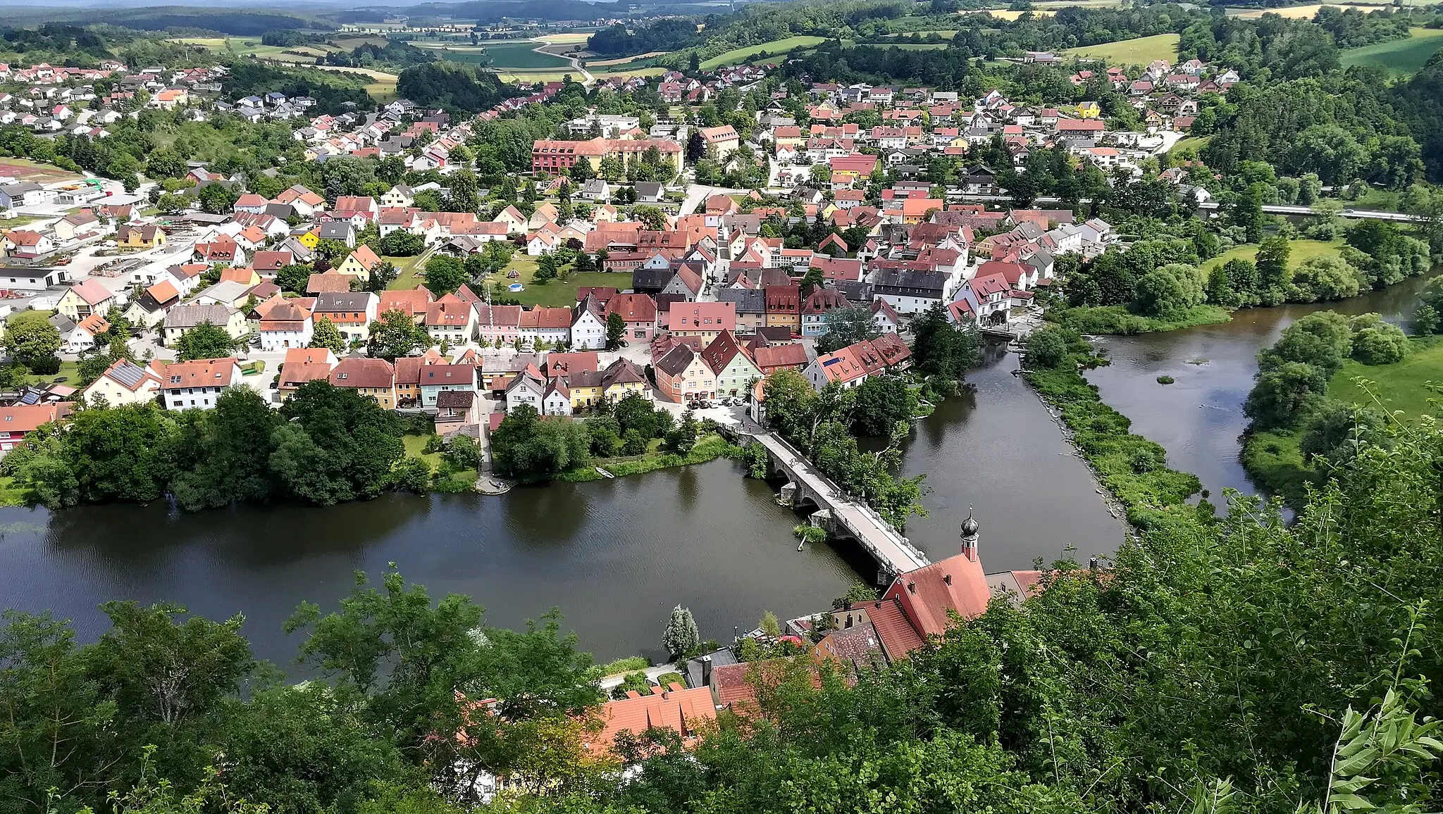 Photo showing: Kallmünz ist ein Markt im Oberpfälzer Landkreis Regensburg in Bayern und der Sitz der Verwaltungsgemeinschaft Kallmünz.