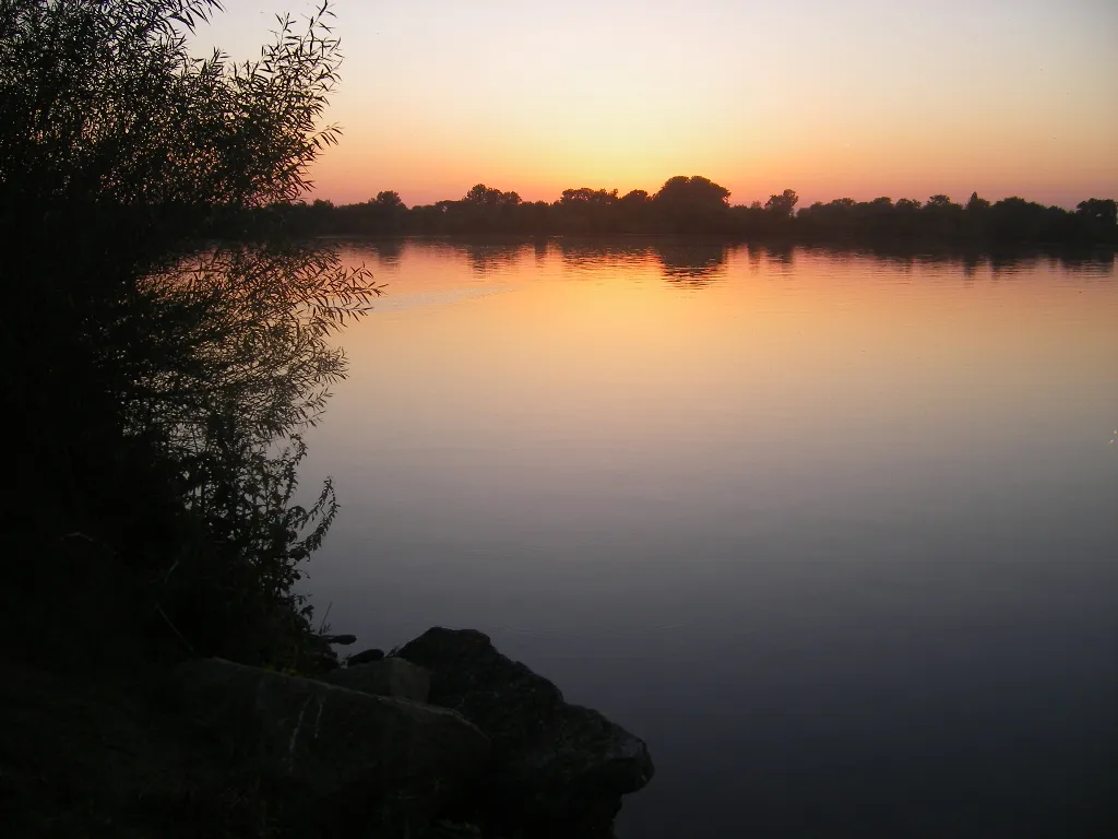 Photo showing: Dusk over Danube near Oberzeitdorn (Kirchroth municipality)