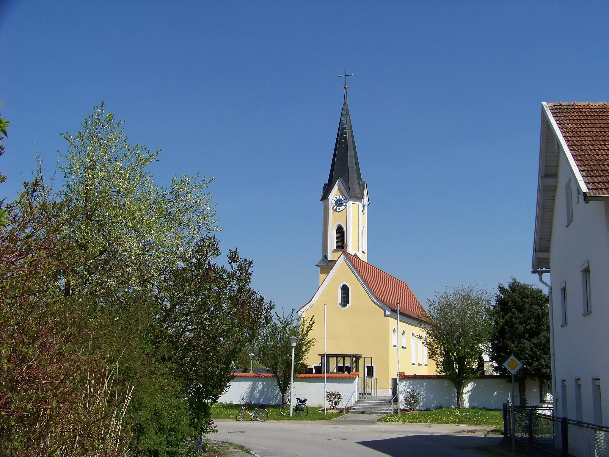 Photo showing: Oberharthausen Filialkirche St. Margaretha