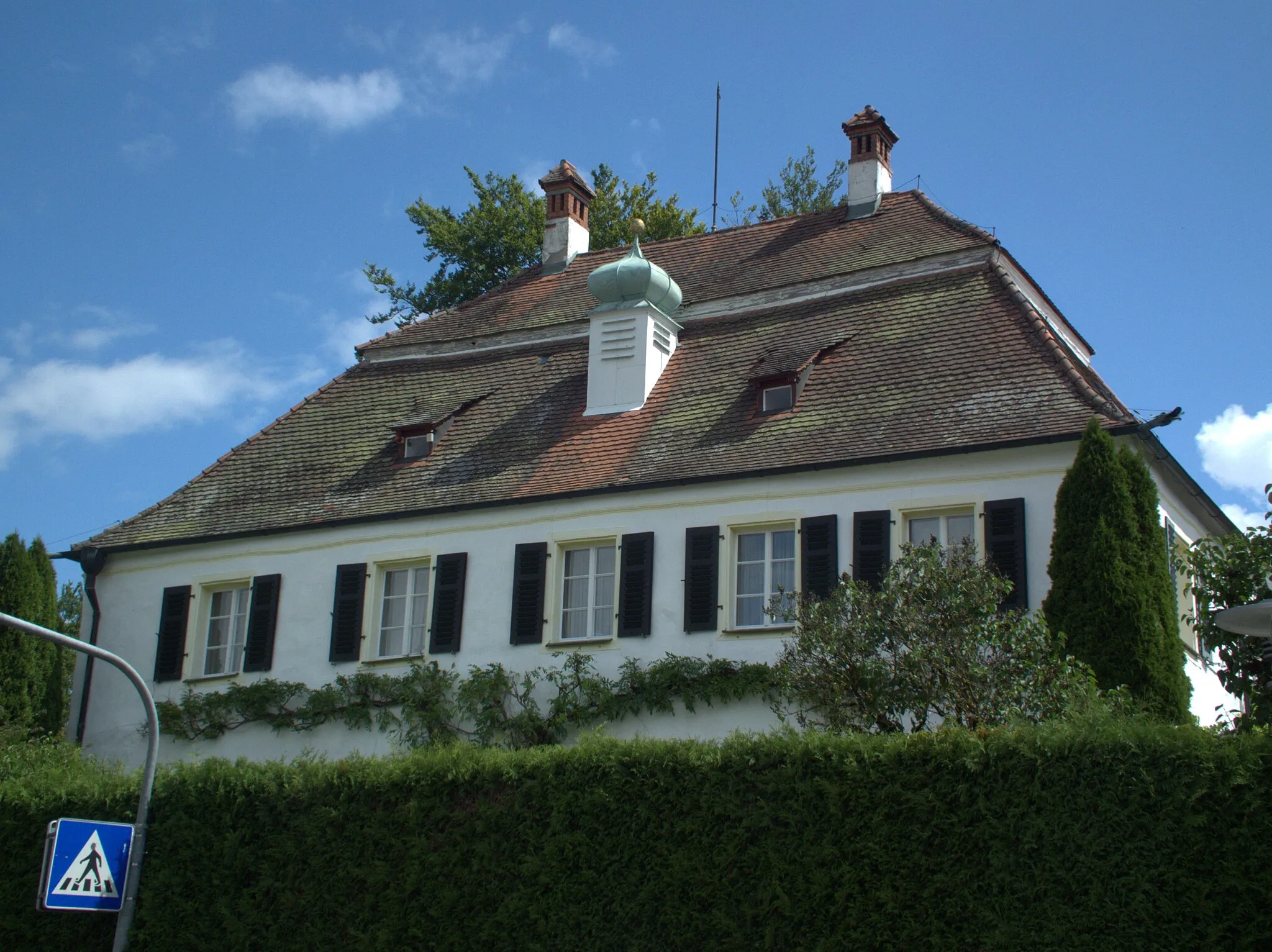 Photo showing: Schloss Deining in der Oberpfalz: Schlossgebäude von Westen