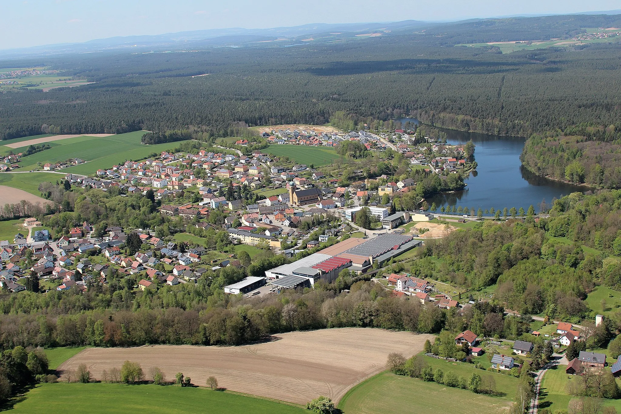 Photo showing: Bodenwöhr mit Hammersee; Gemeinde Bodenwöhr, Landkreis Schwandorf, Oberpfalz,Bayern