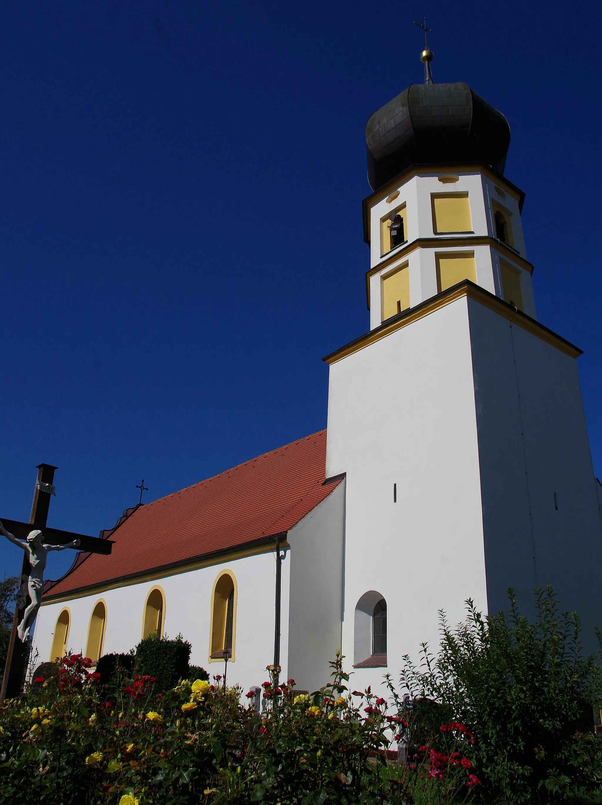 Photo showing: St. Johannes - Erggertshofen