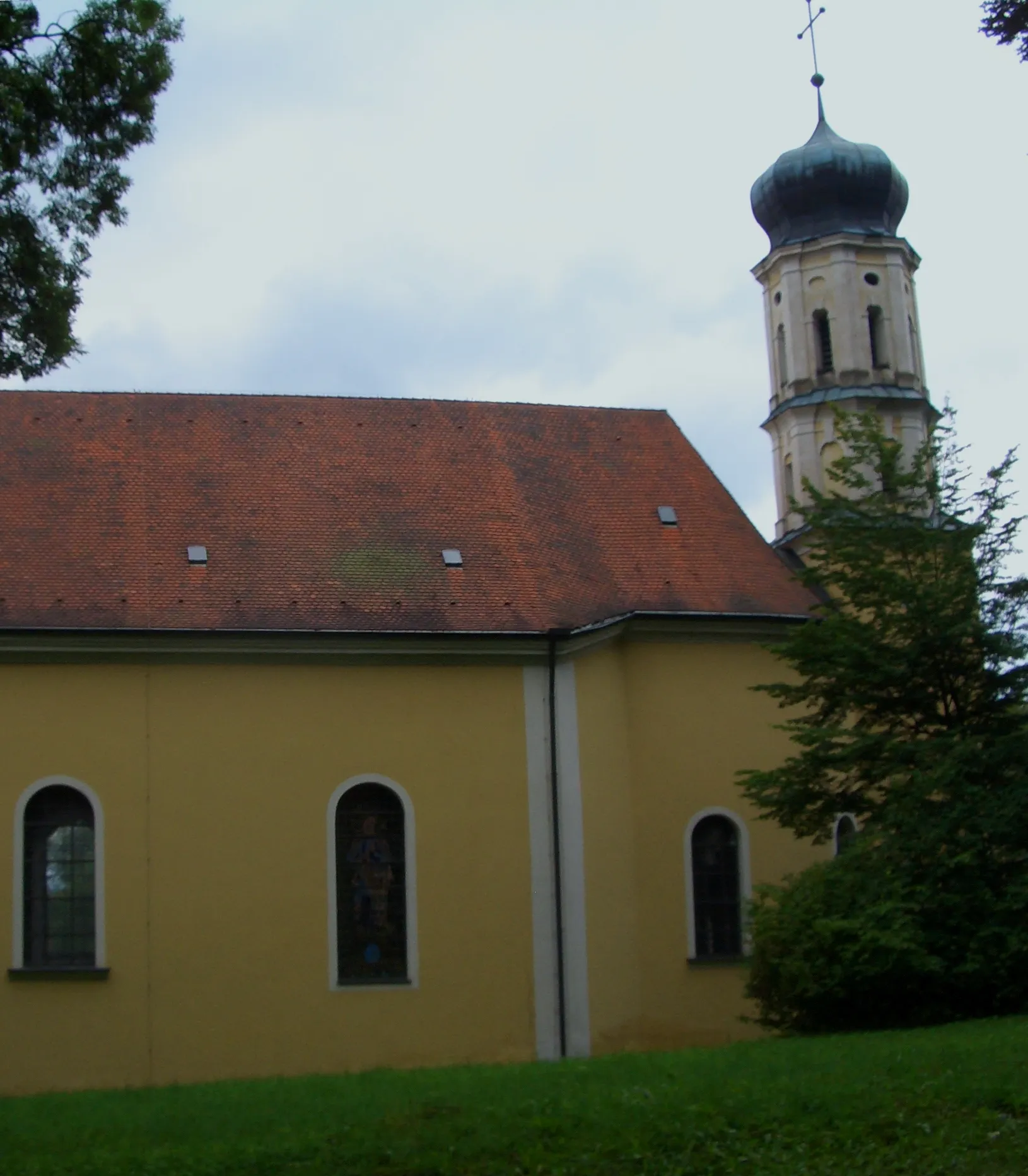 Photo showing: Wallfahrtskirche Heilbrünnl in Roding, Westseite