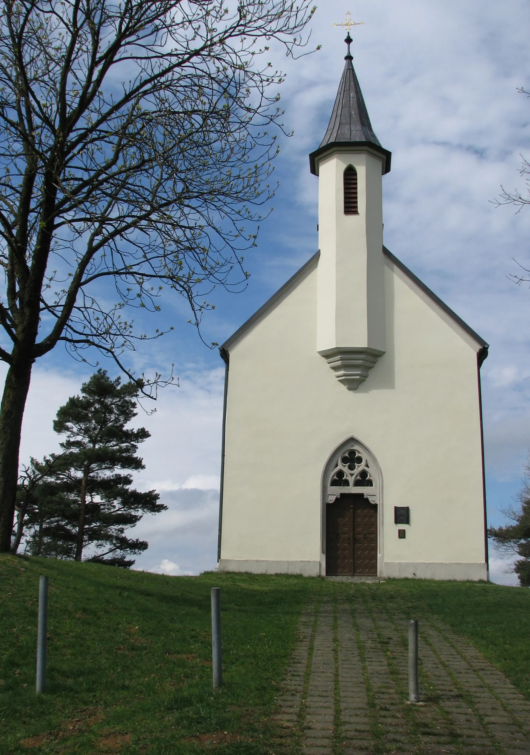 Photo showing: Möningerberg bei Möning, Ortsteil von Freystadt im Landkreis Neumarkt in der Oberpfalz, 14-Nothelfer-Kapelle von 1884