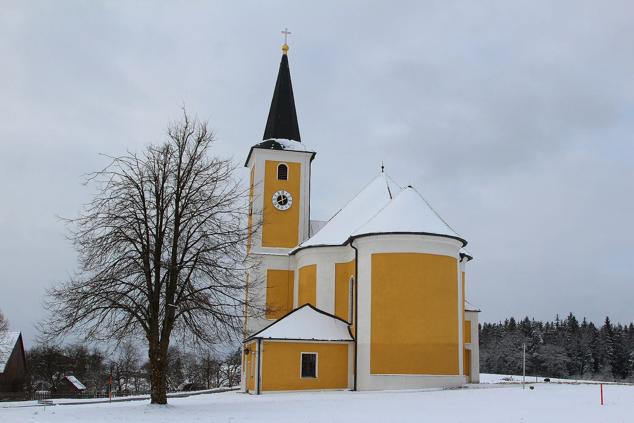 Photo showing: Kirche "Vierzehn Nothelfer" in Söllitz, Gemeinde Trausnitz, Landkreis Schwandorf, Oberpfalz, Bayern (2016)