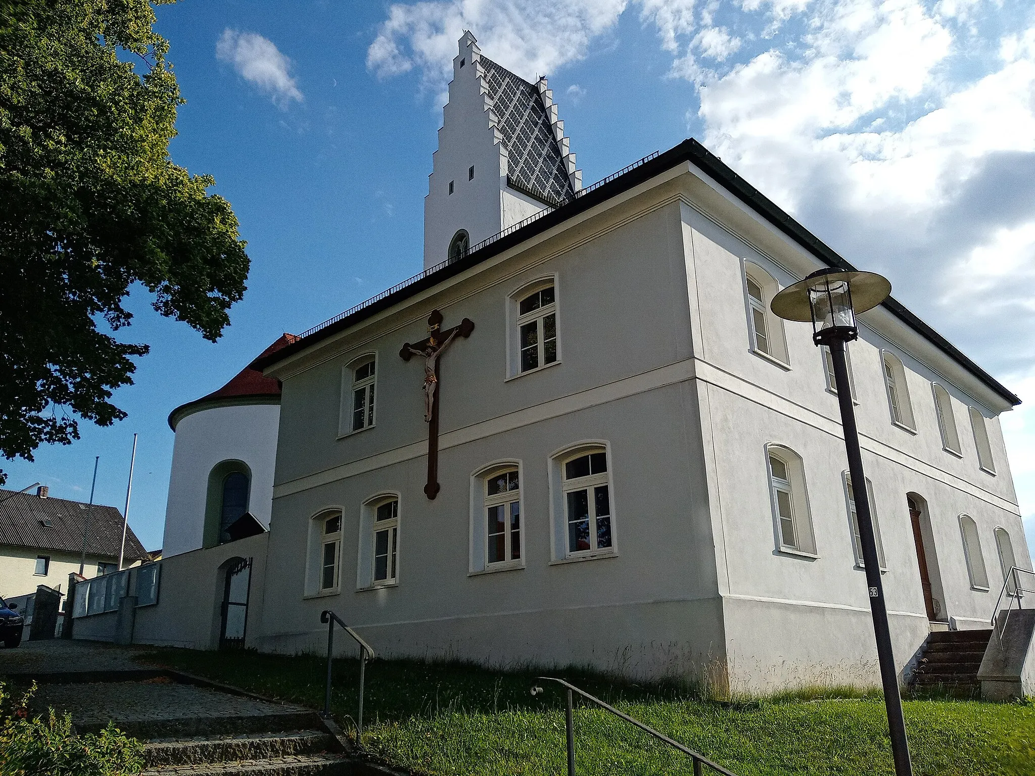 Photo showing: Kirche und Pfarrhaus in Pettenreuth (Landkreis Regensburg)