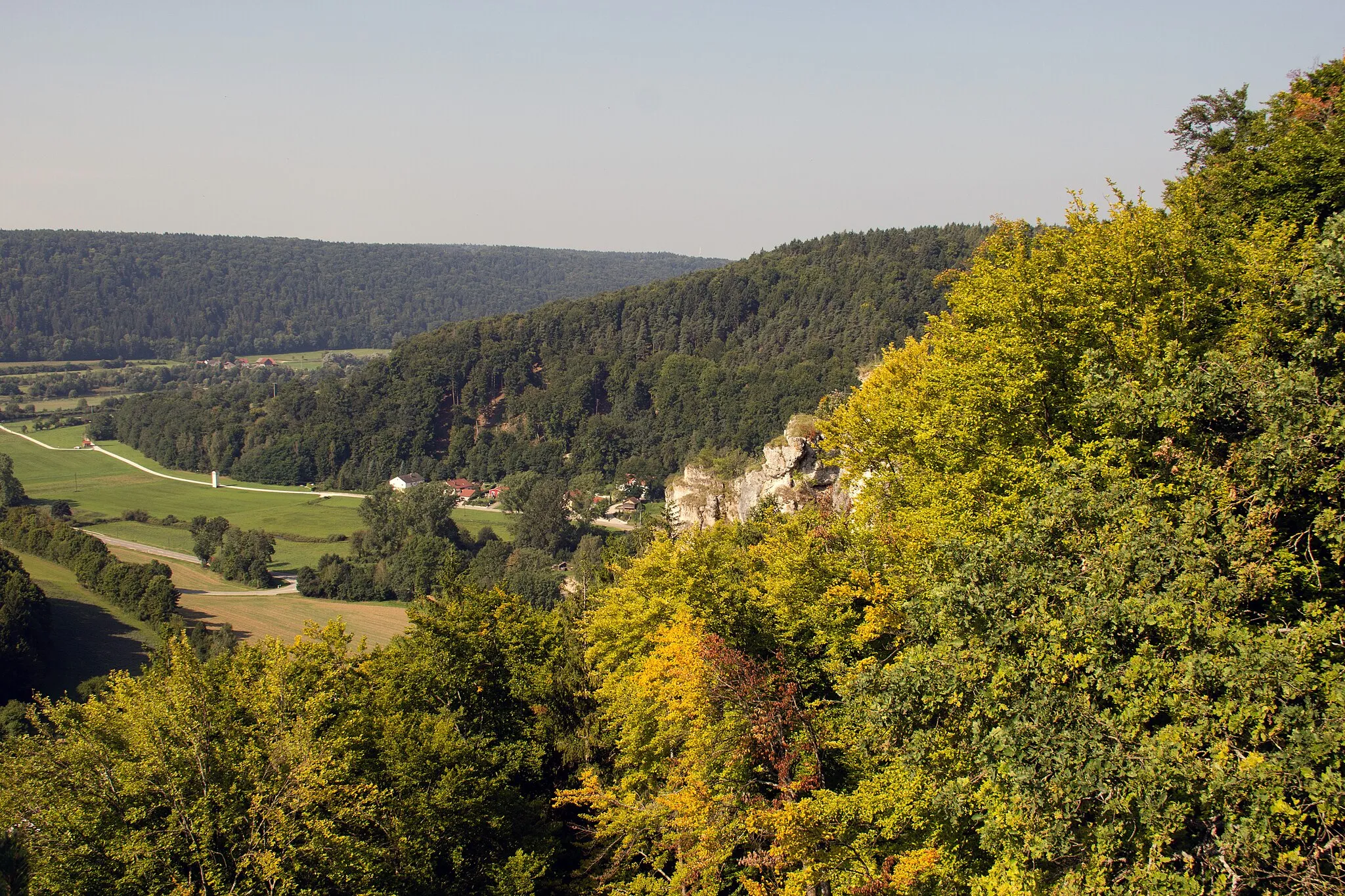 Photo showing: Breitfelsen, Mühlbach, Dietfurt an der Altmühl