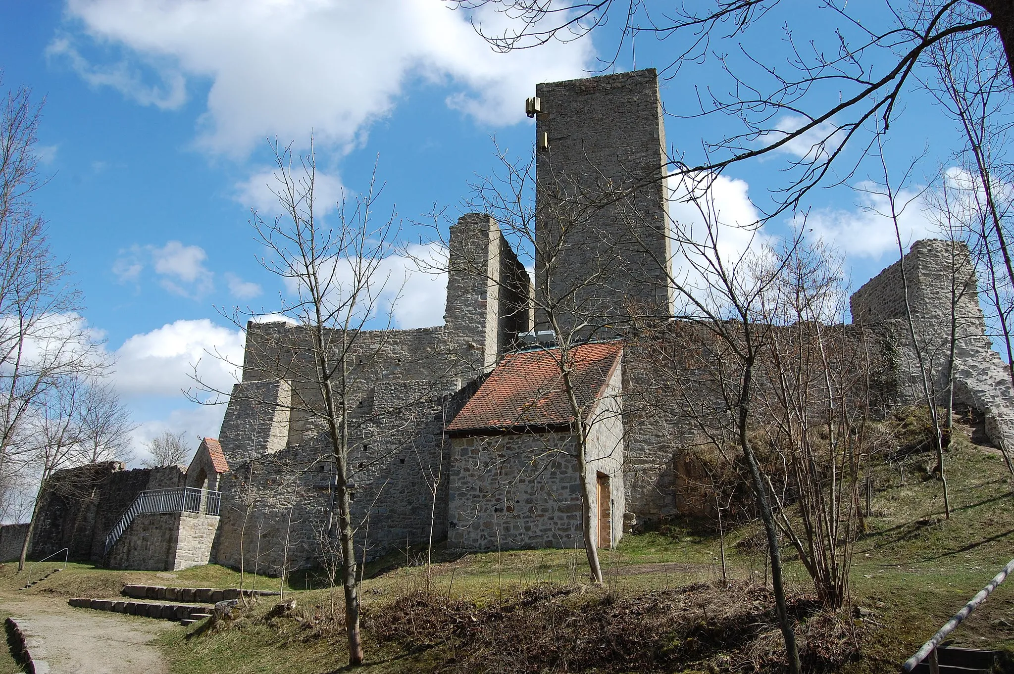 Photo showing: Burgruine Haus Murach in Obermurach, Stadt Oberviechtach, Landkreis Schwandorf, Oberpfalz, Bayern