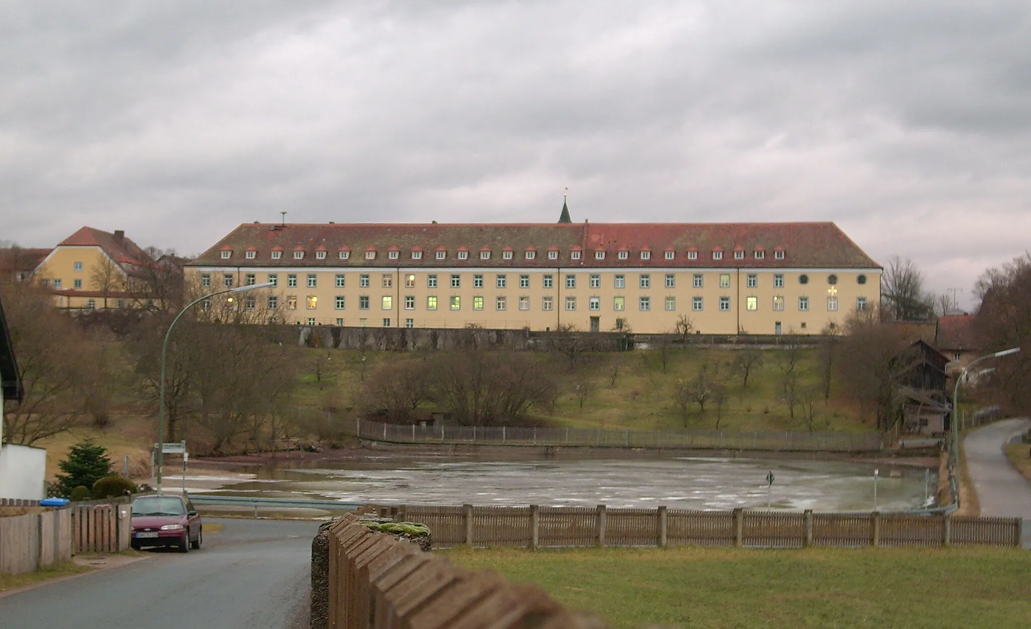Photo showing: Blick auf das Kloster Strahlfeld bei Roding