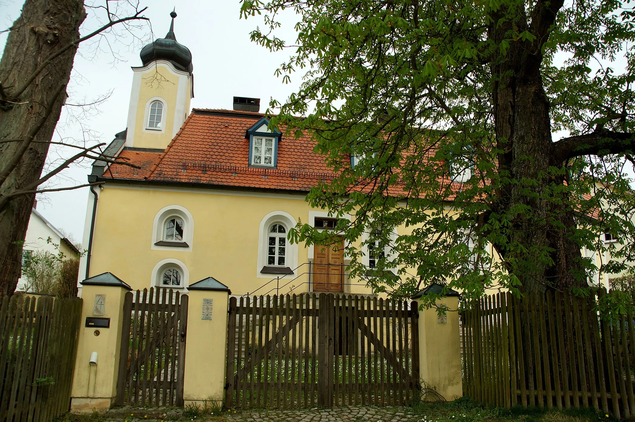 Photo showing: This is a picture of the Bavarian Baudenkmal (cultural heritage monument) with the ID