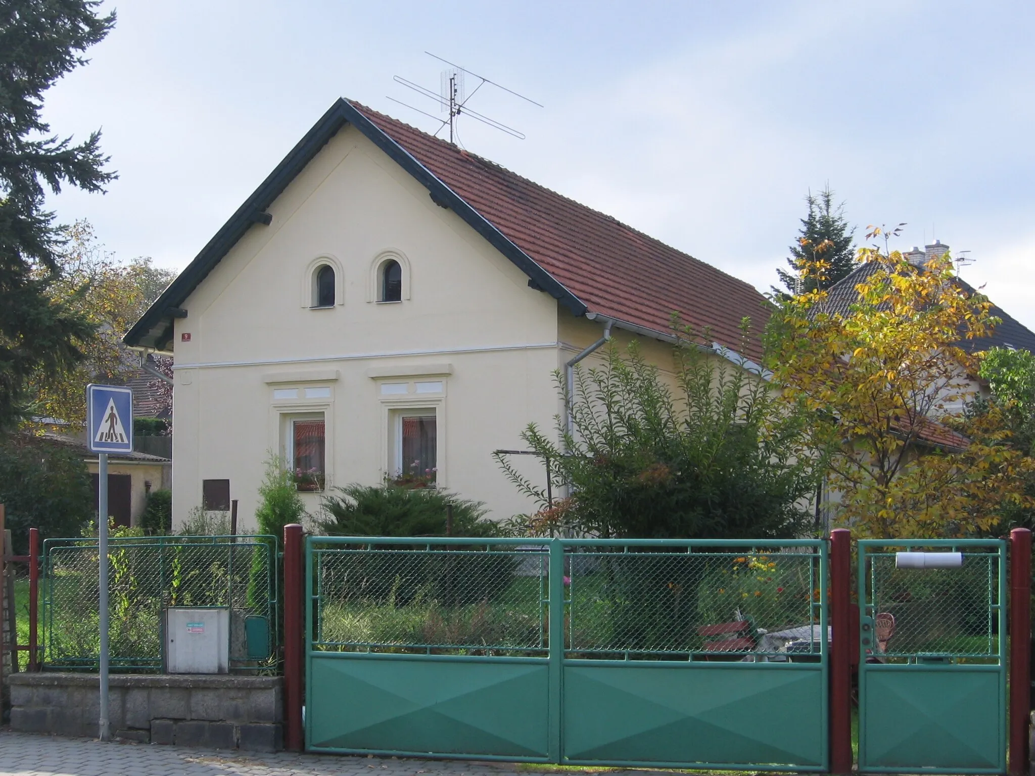 Photo showing: Strančice No. 9 - native house of Emil Kolben