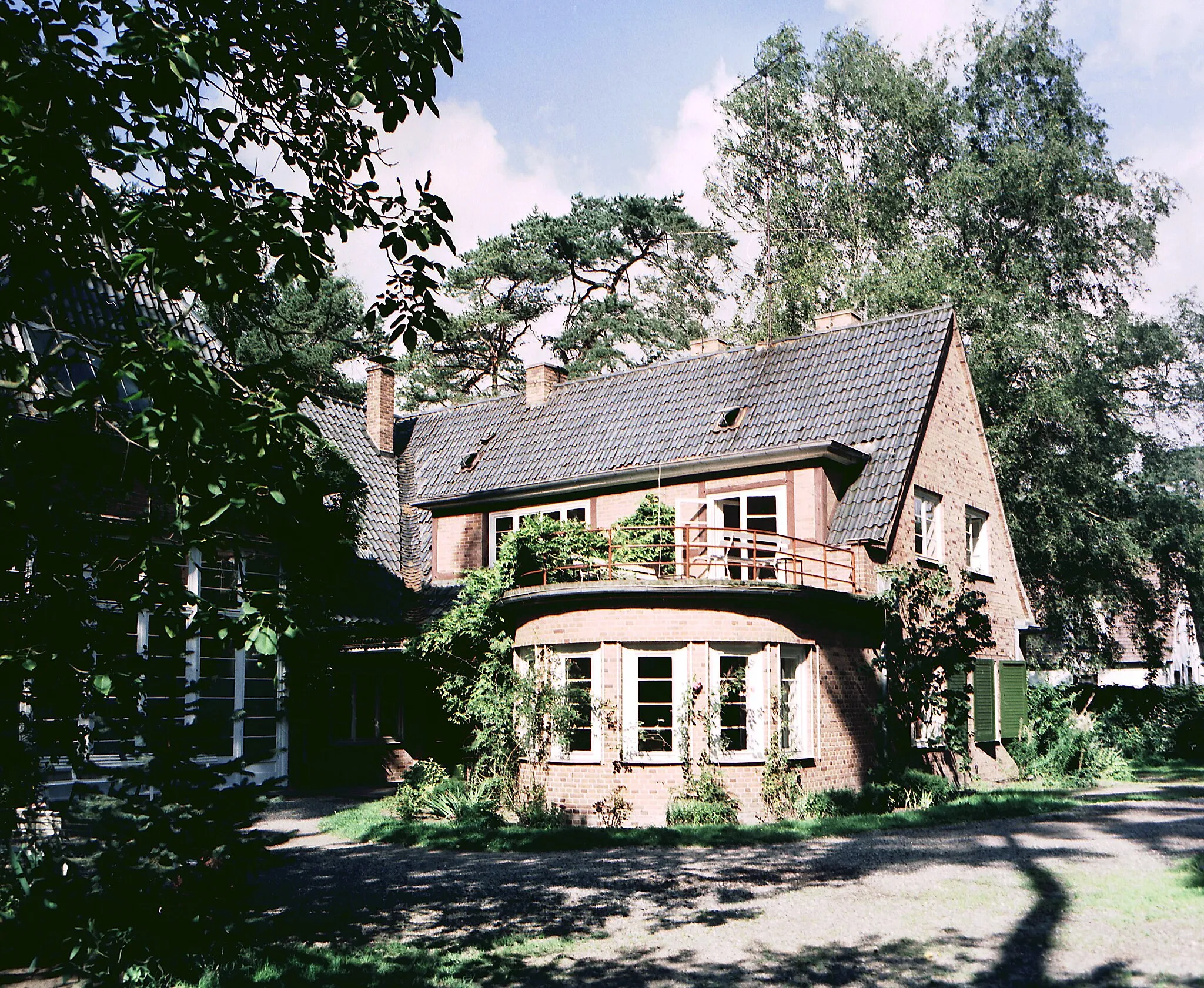 Photo showing: 15.09.1987   2600   Güstrow: Atelierhaus von Ernst Barlach, Heidberg 15
[R19870914B08.jpg]19870915010NR.JPG(c)Blobelt